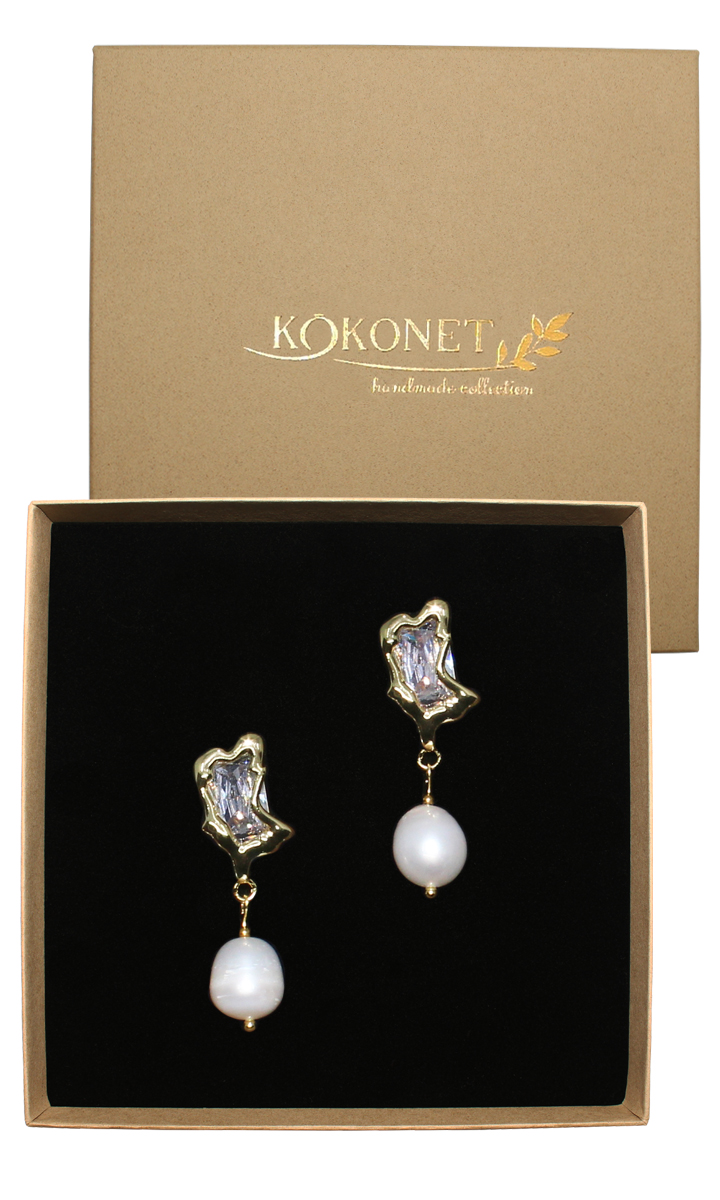 Zlaté visí krátké náušnice Perly přírodní 14k vyrobené svatební Elegantní