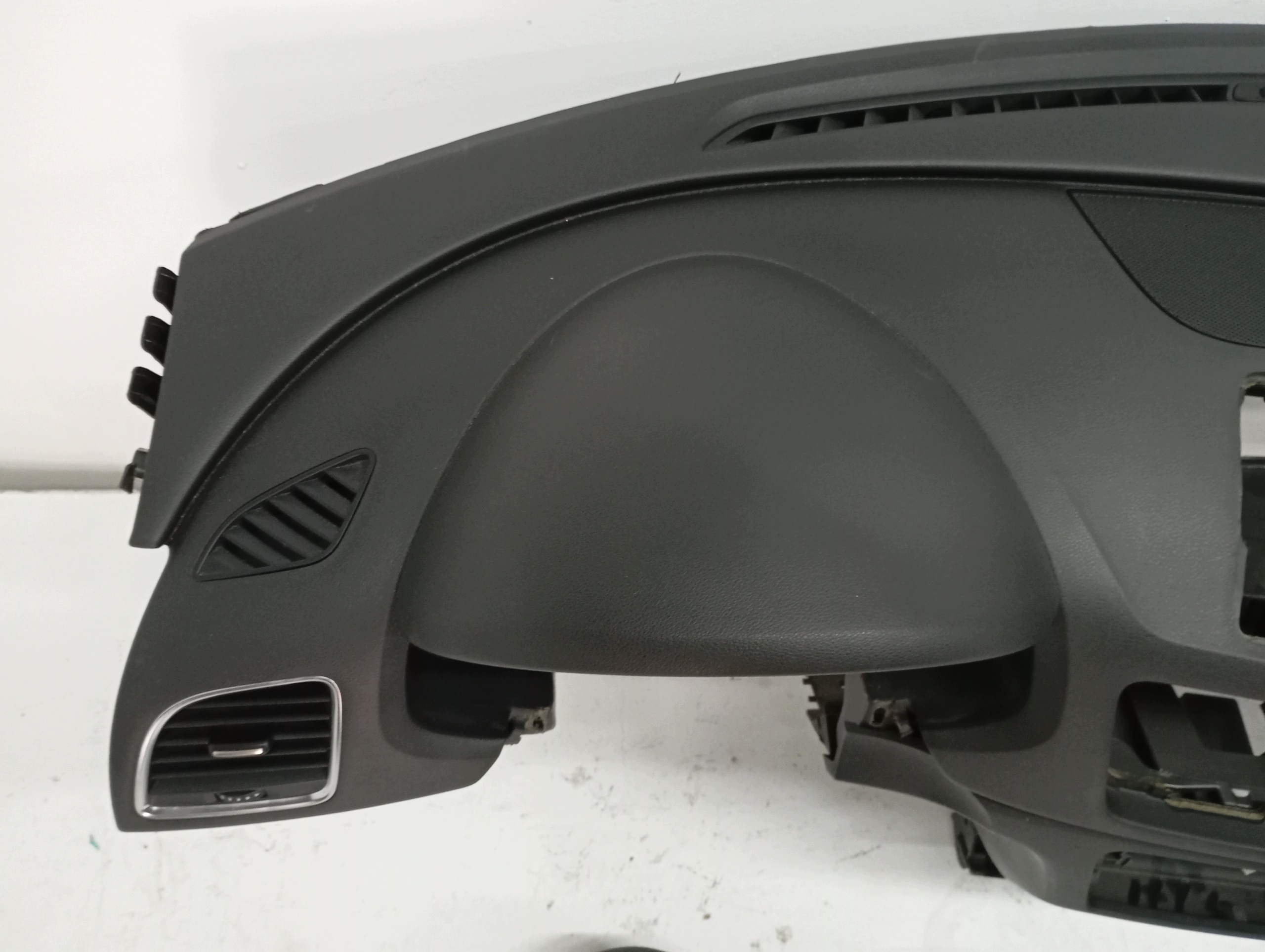 dashboard AUDI Q3 8U0