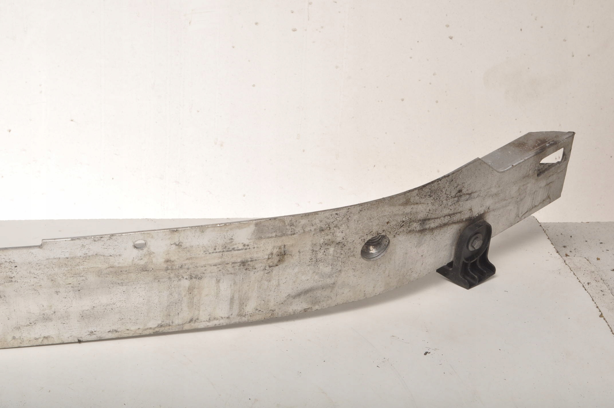 MINI F55 F56 BELKA ZDERZAKA PRZÓD 7301577 Strona zabudowy przód