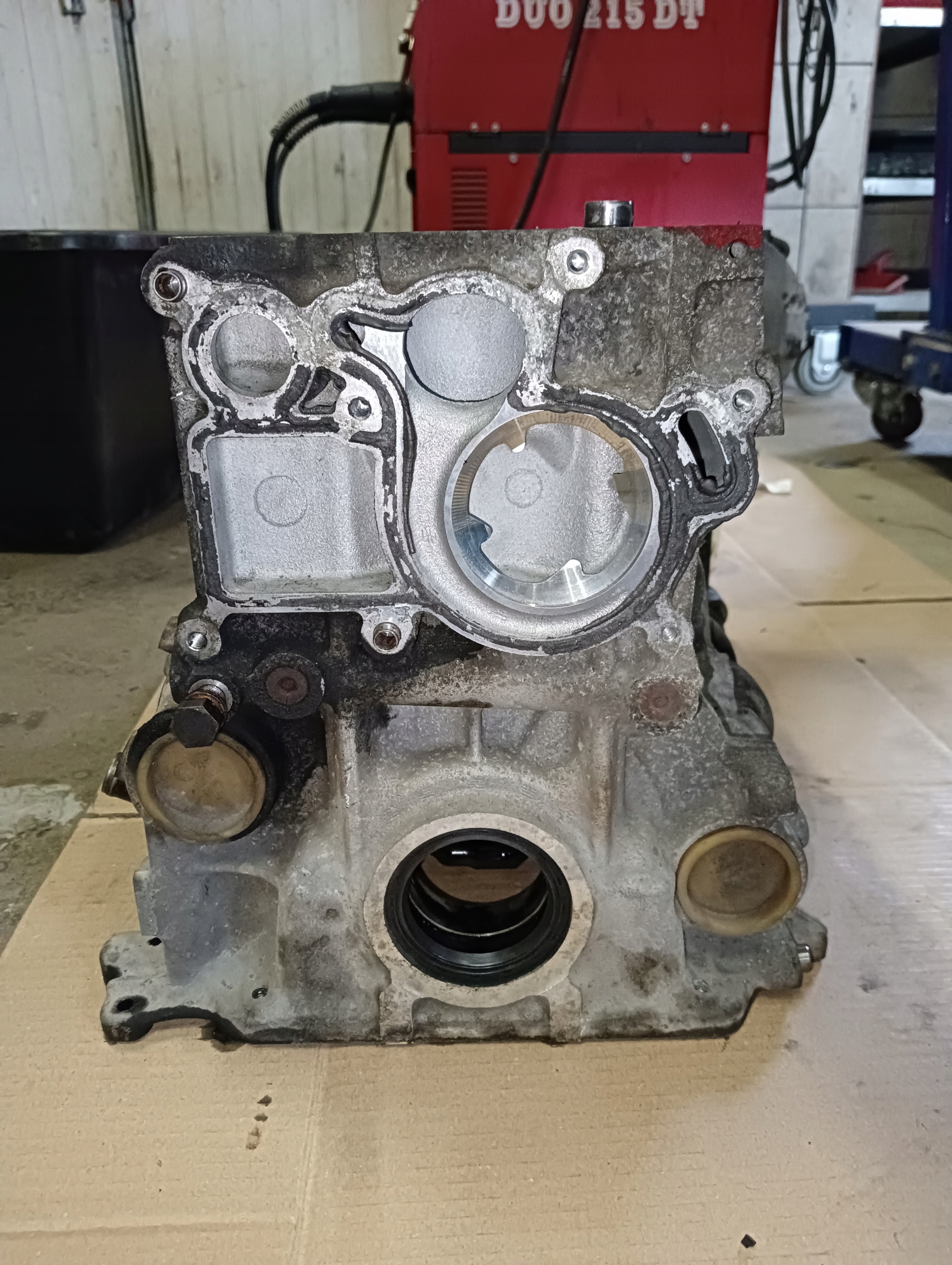 BLOK SILNIKA BMW N47 2.0D | N47D20C Numer katalogowy części BLOK SILNIKA BMW N47 2.0D | N47D20C