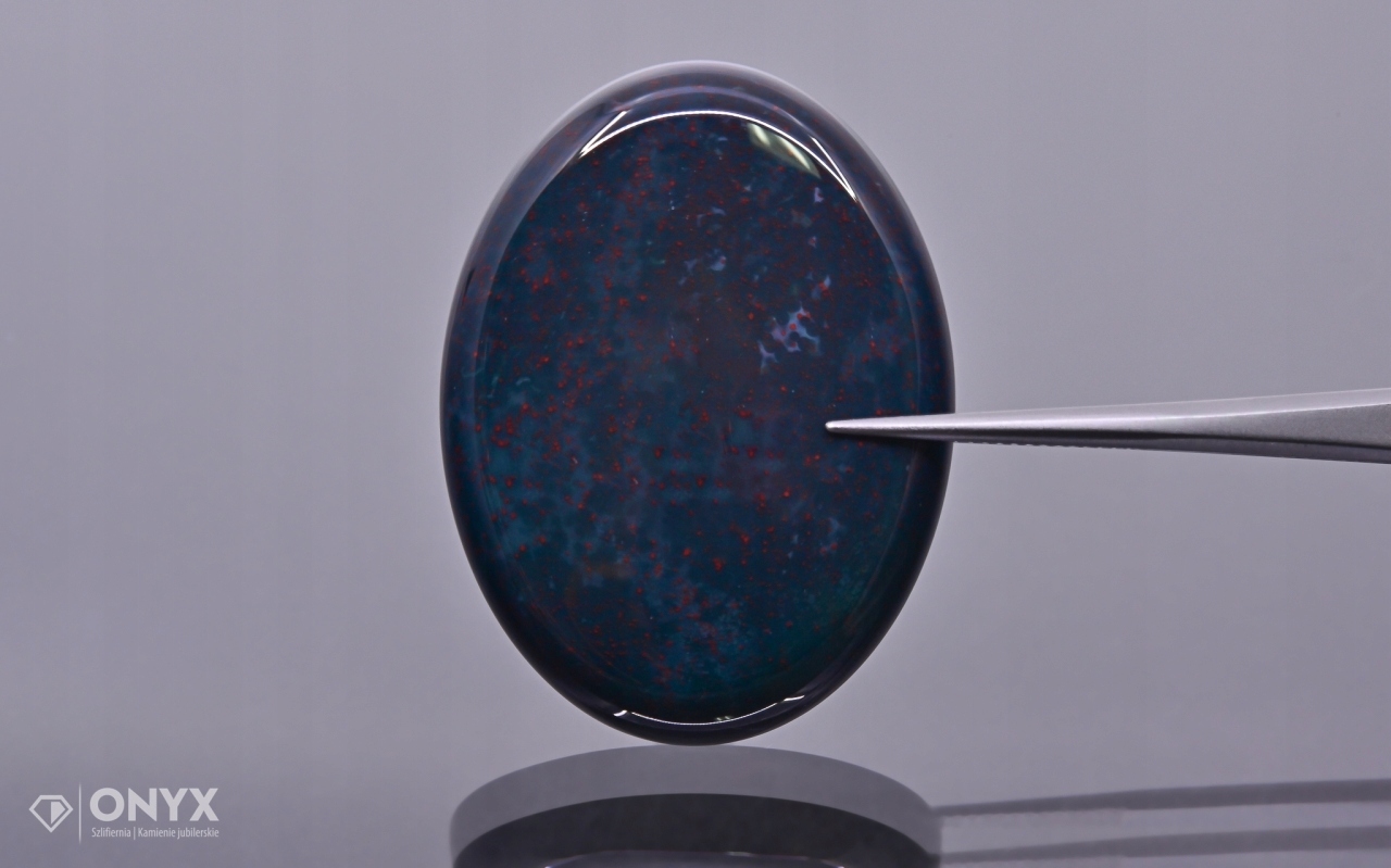 Heliotrop konvexní destička ovál 40x30 mm