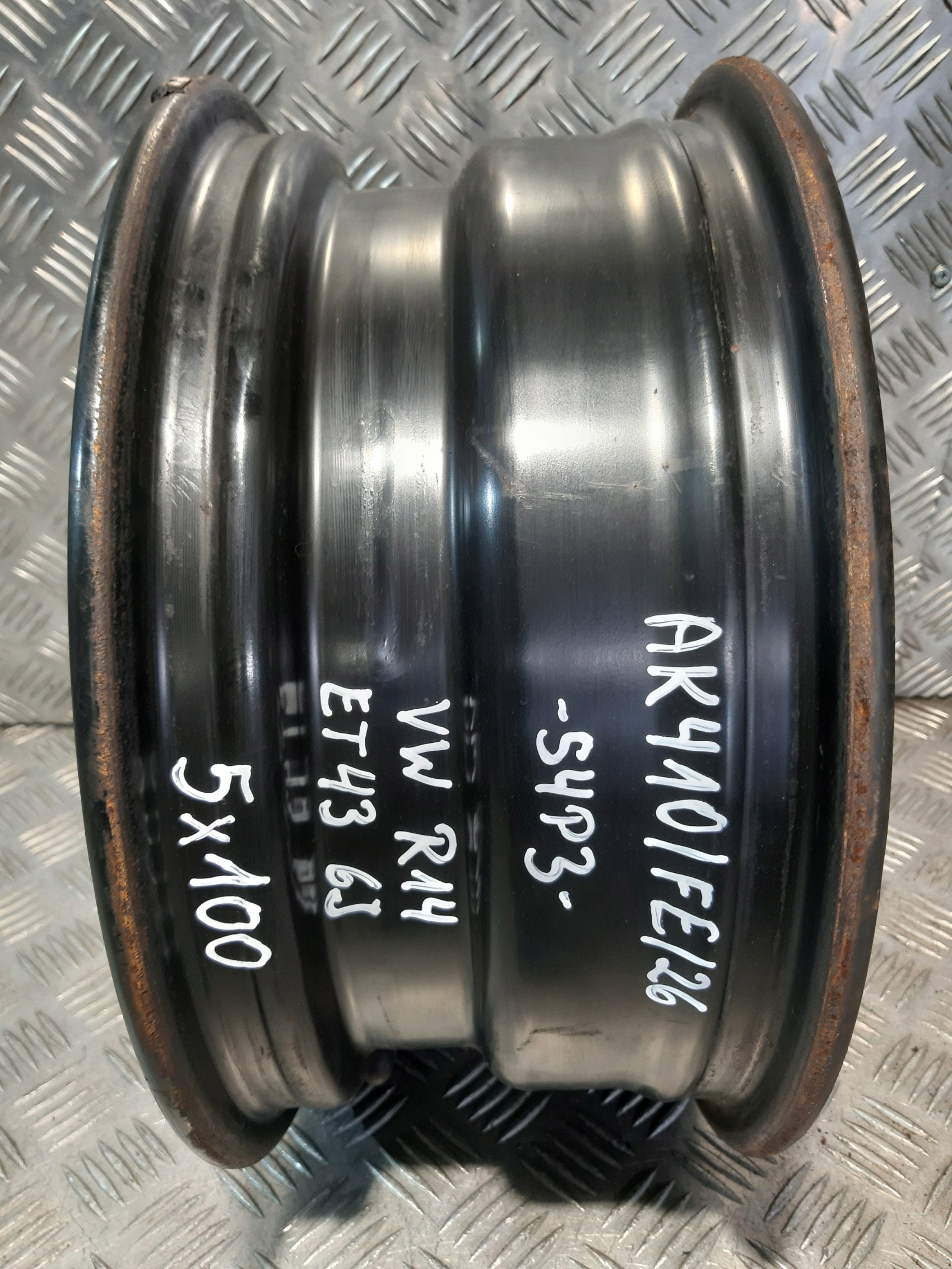 disk oceľový 1x VW R14 ET43 6J 5x100 6Q0601027P