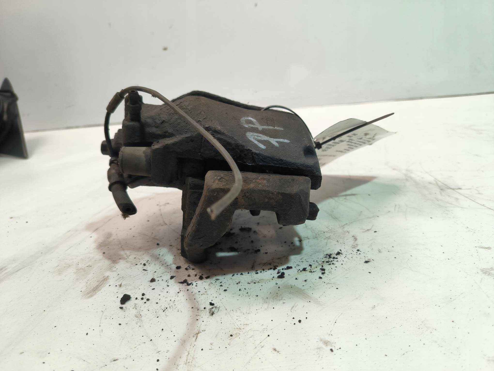 caliper brake front right 2.2 DTI OPEL ZAFIRA A