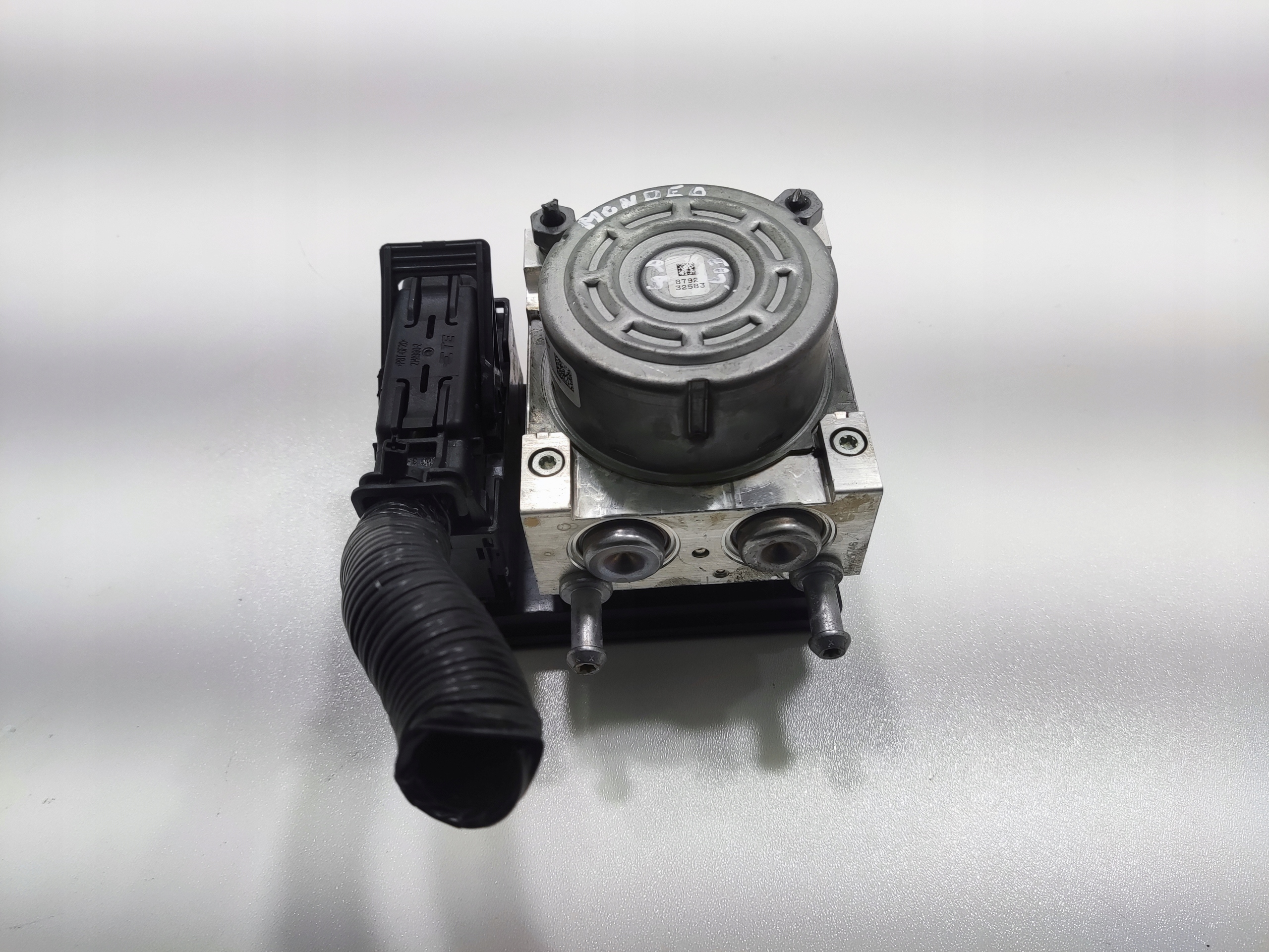 pump control unit ABS FORD MONDEO MK5 V HYBRYDA GG98-2C555-AD GG98-2C219-AD