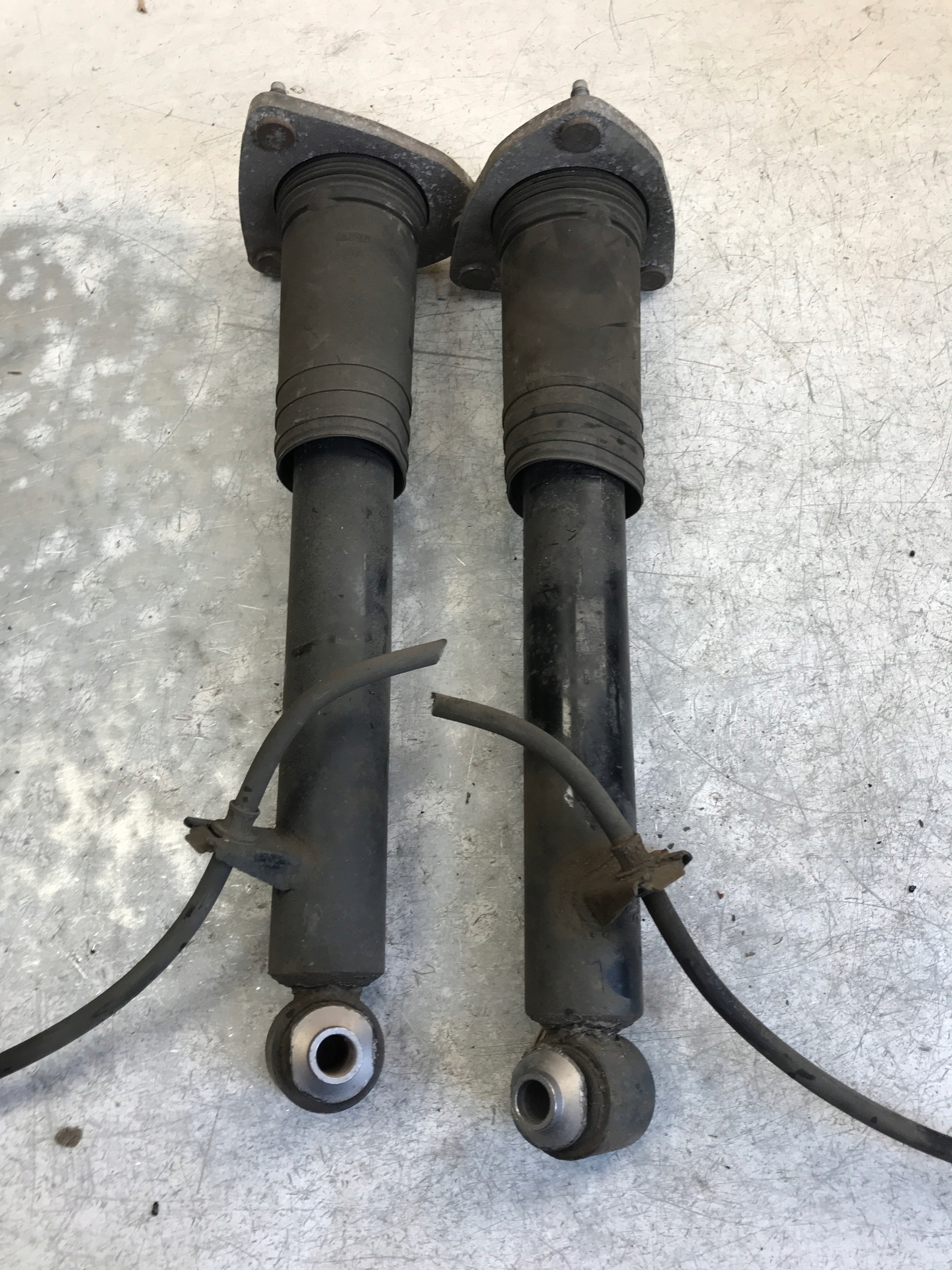 Stoßdämpfer heck hinten BMW X5 E70 6782878 6782877