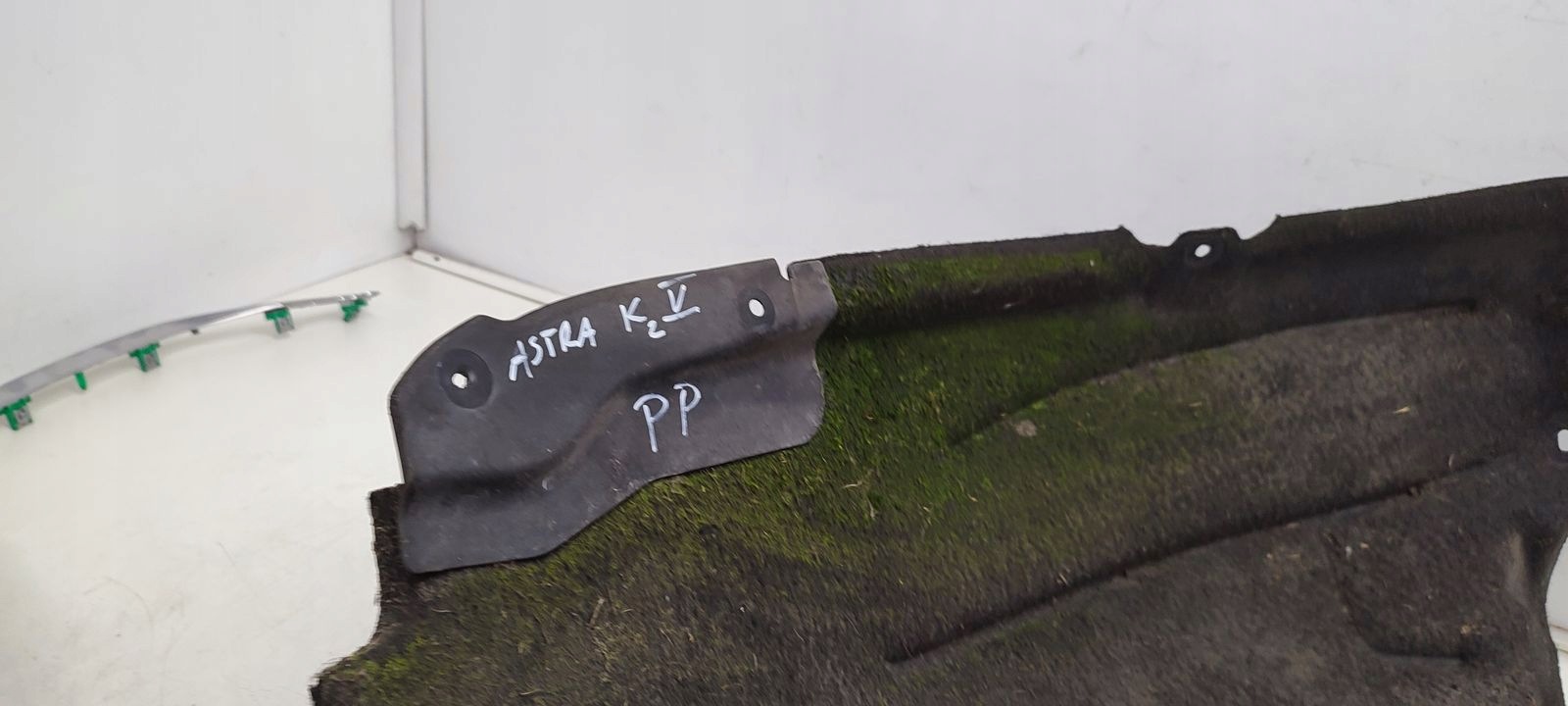 mudguard front front right Opel Astra K LIFT kombi