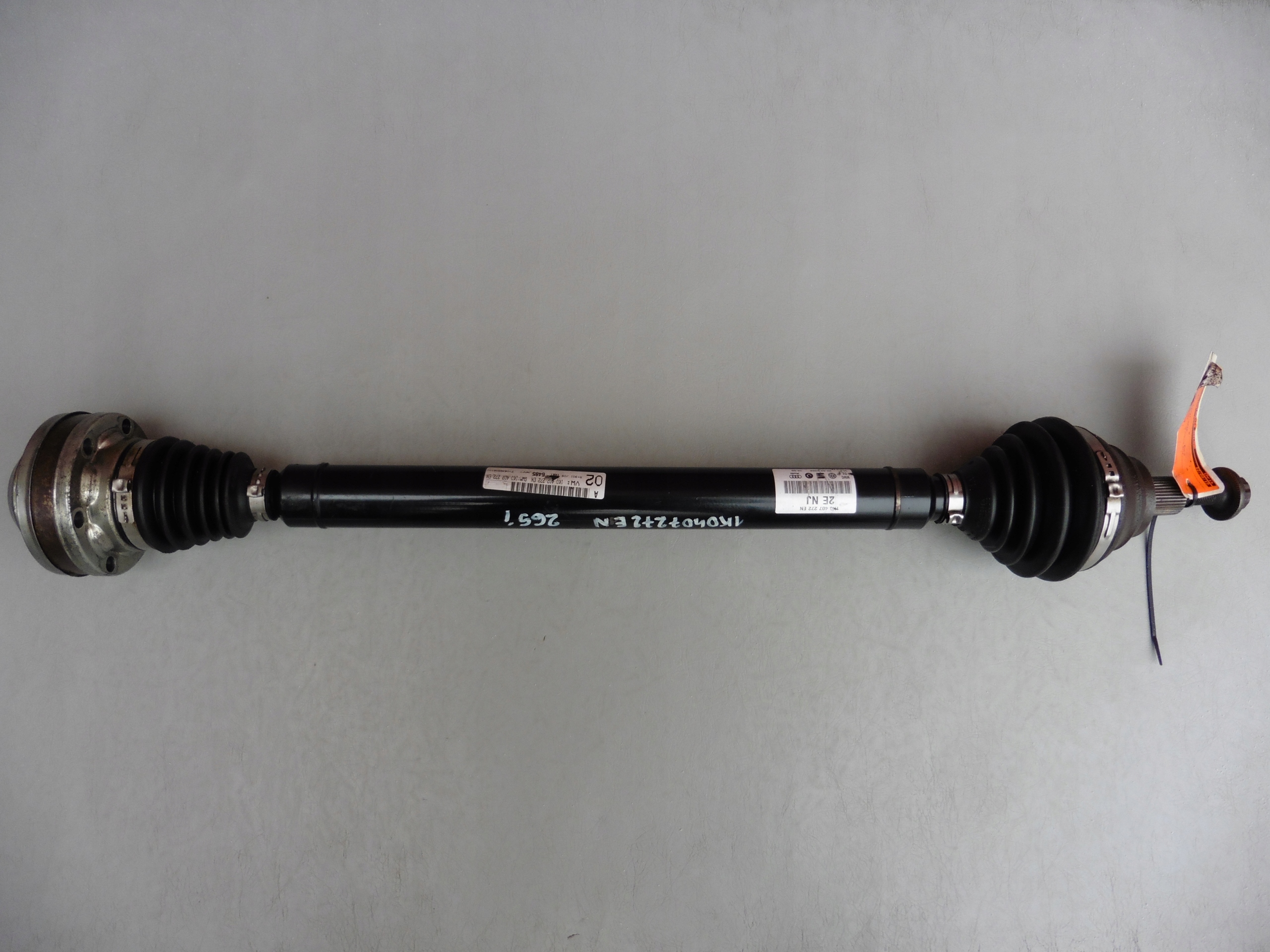 Піввісь правий 1k0407272en VW SEAT AUDI SKODA