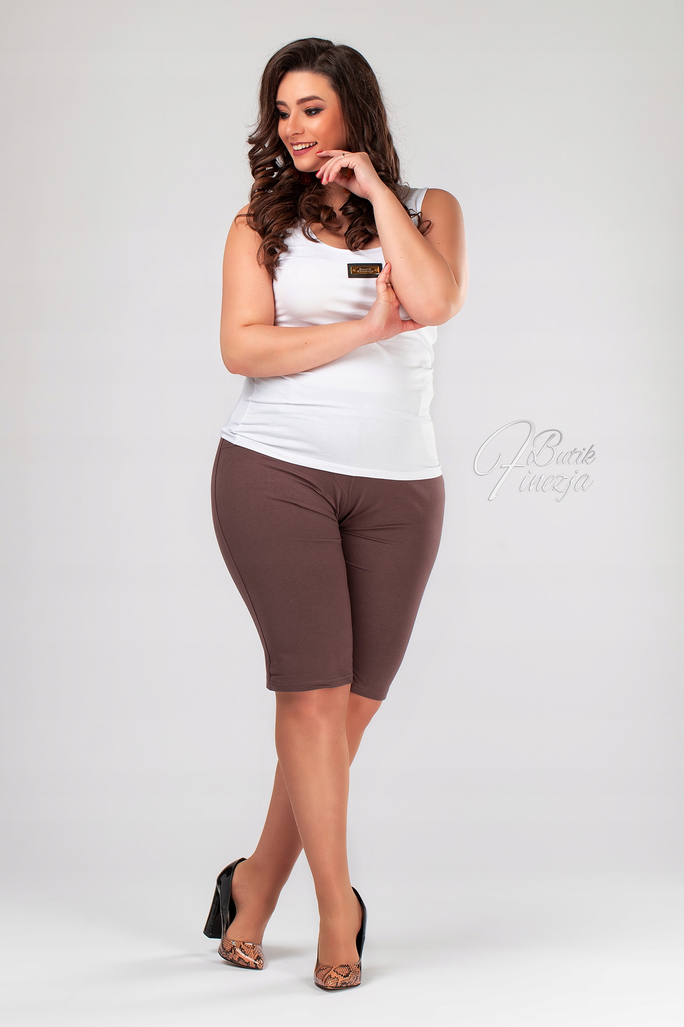 Spodenki dresowe 2XL brązowe kawowe plus size Wzór dominujący bez wzoru