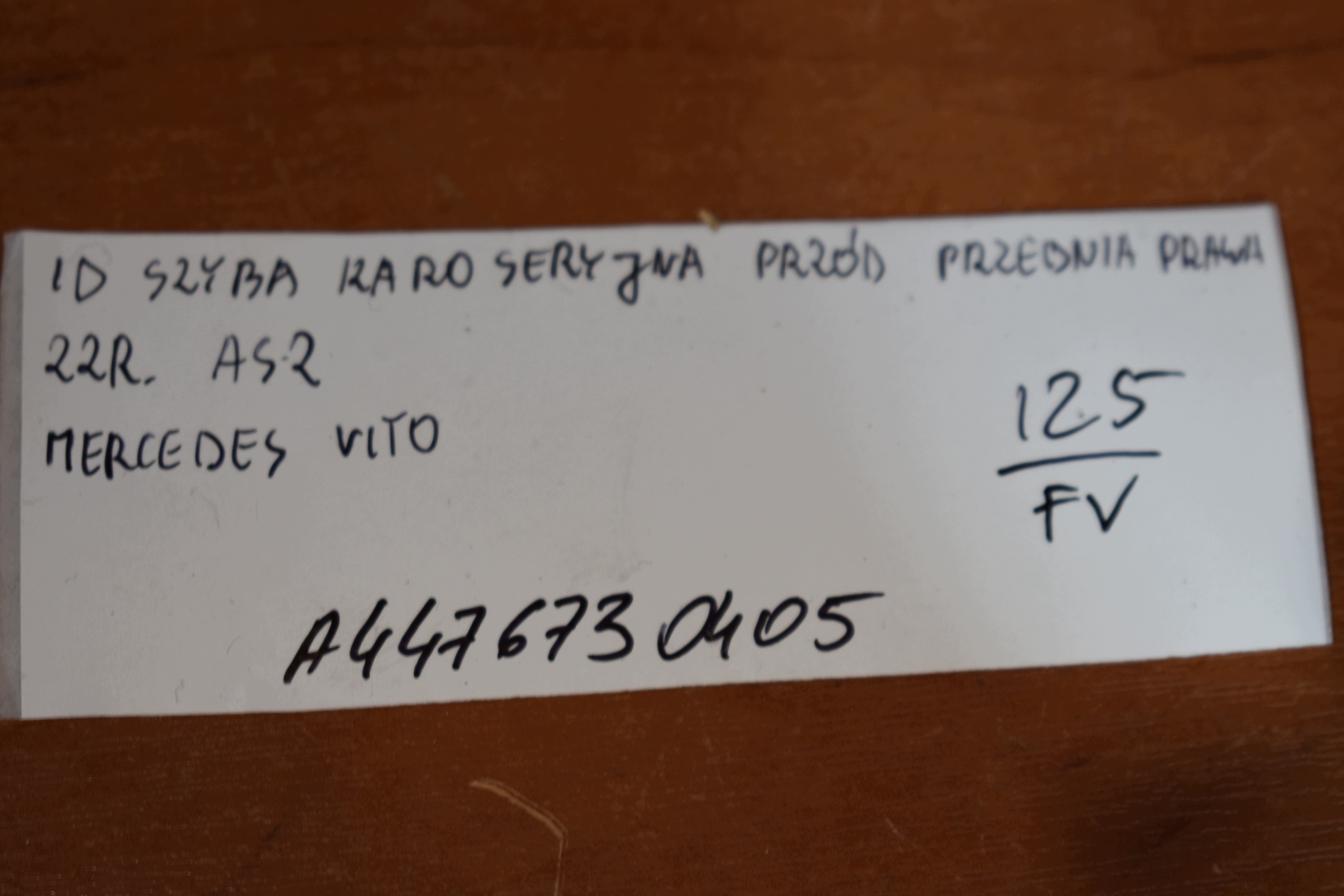 perfect condition window bodywork front front right 22R. AS2 MERCEDES VITO 1