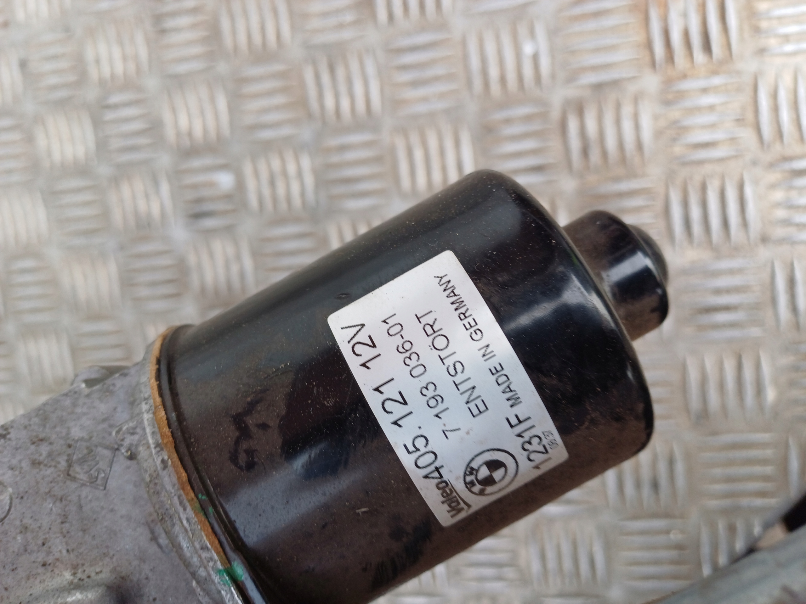 BMW 1 E87 wiper mechanism front