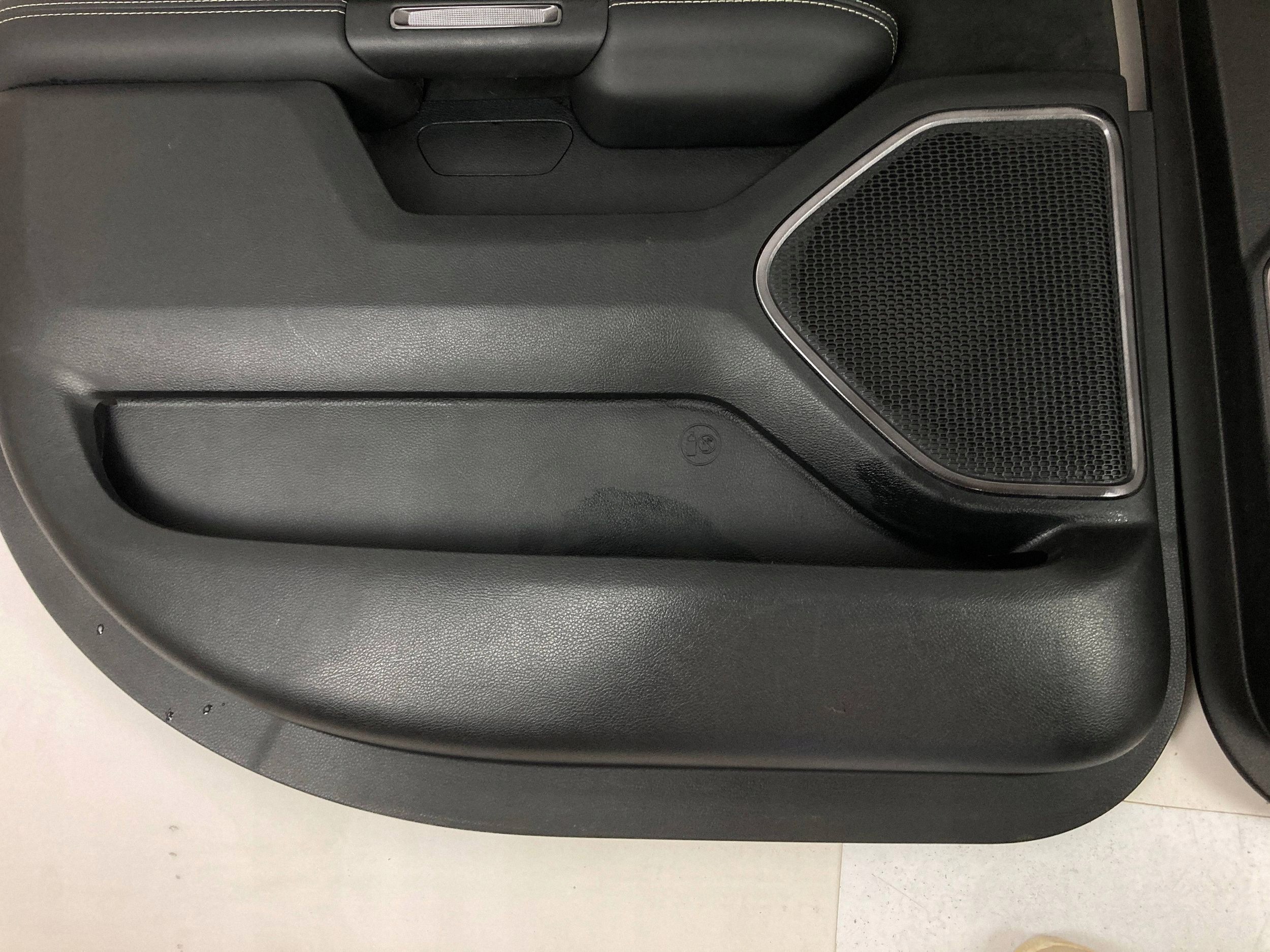 Ram 1500 TRX running board boczkow side front + rear part 2021-2024 OEM