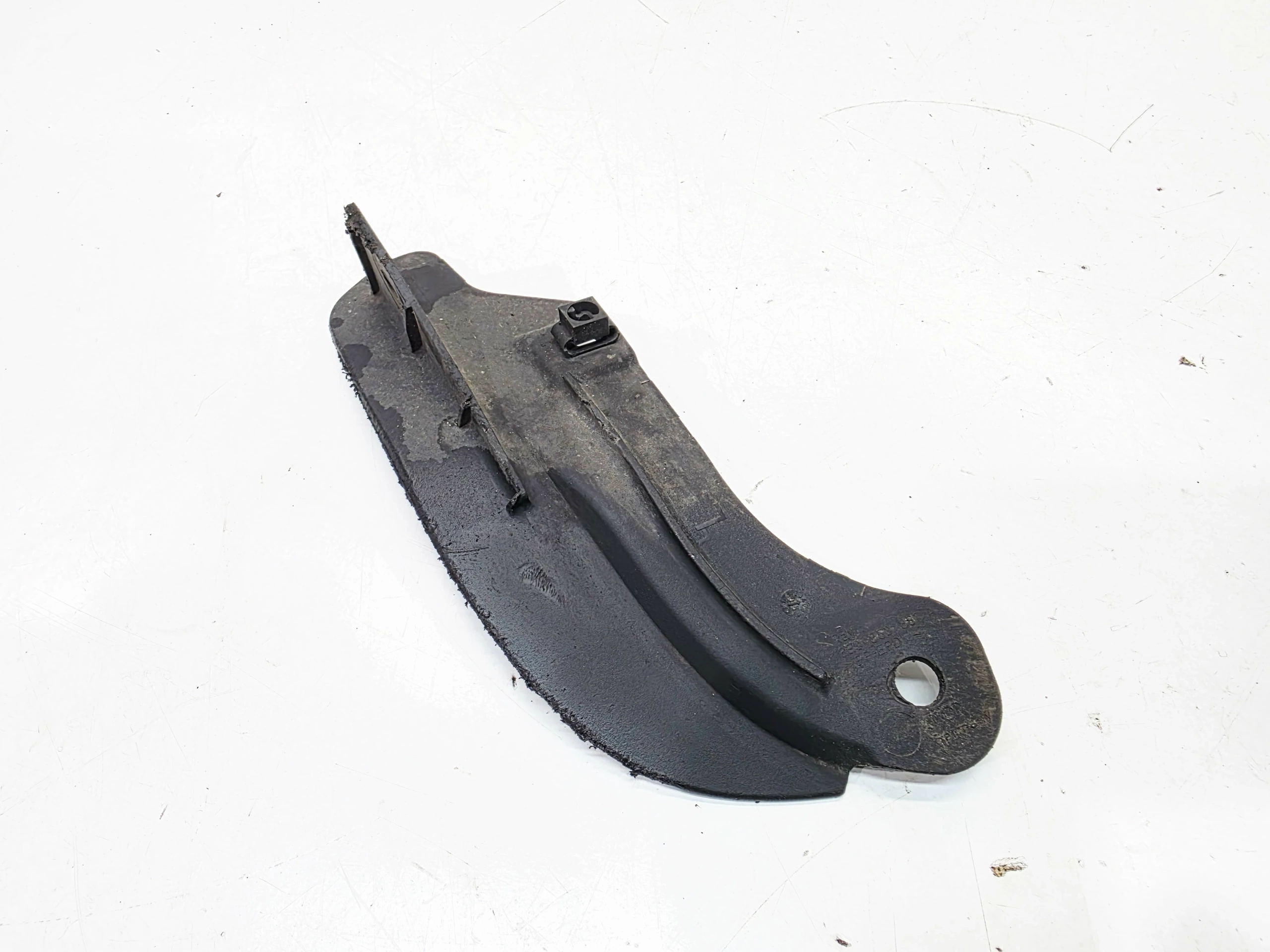 mudguard flap spoiler NADKOLA left front AUDI A4 B7 8E0853887A