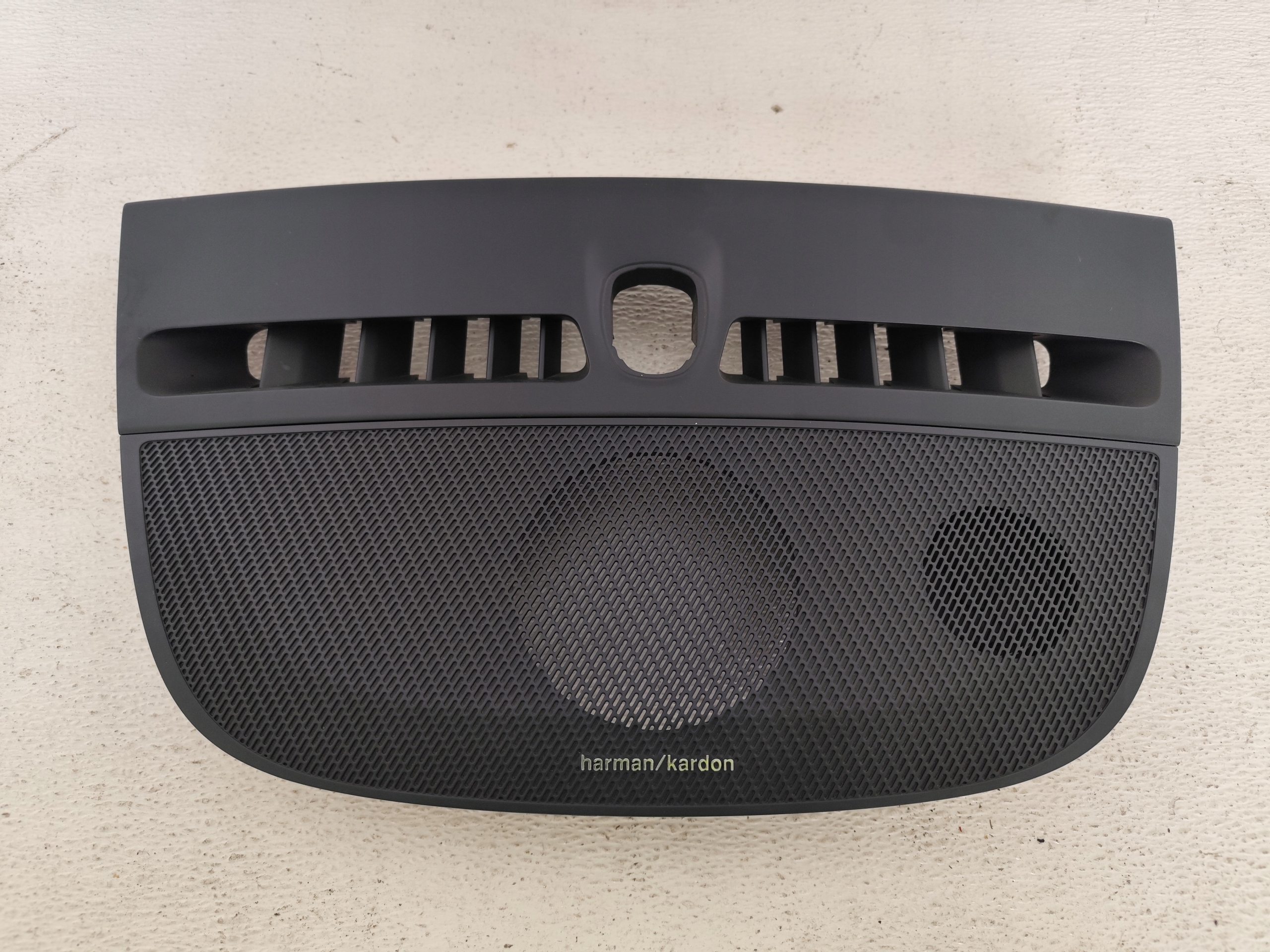 VOLVO XC40 2018 Grille du haut parleur Console HARMAN KARDON