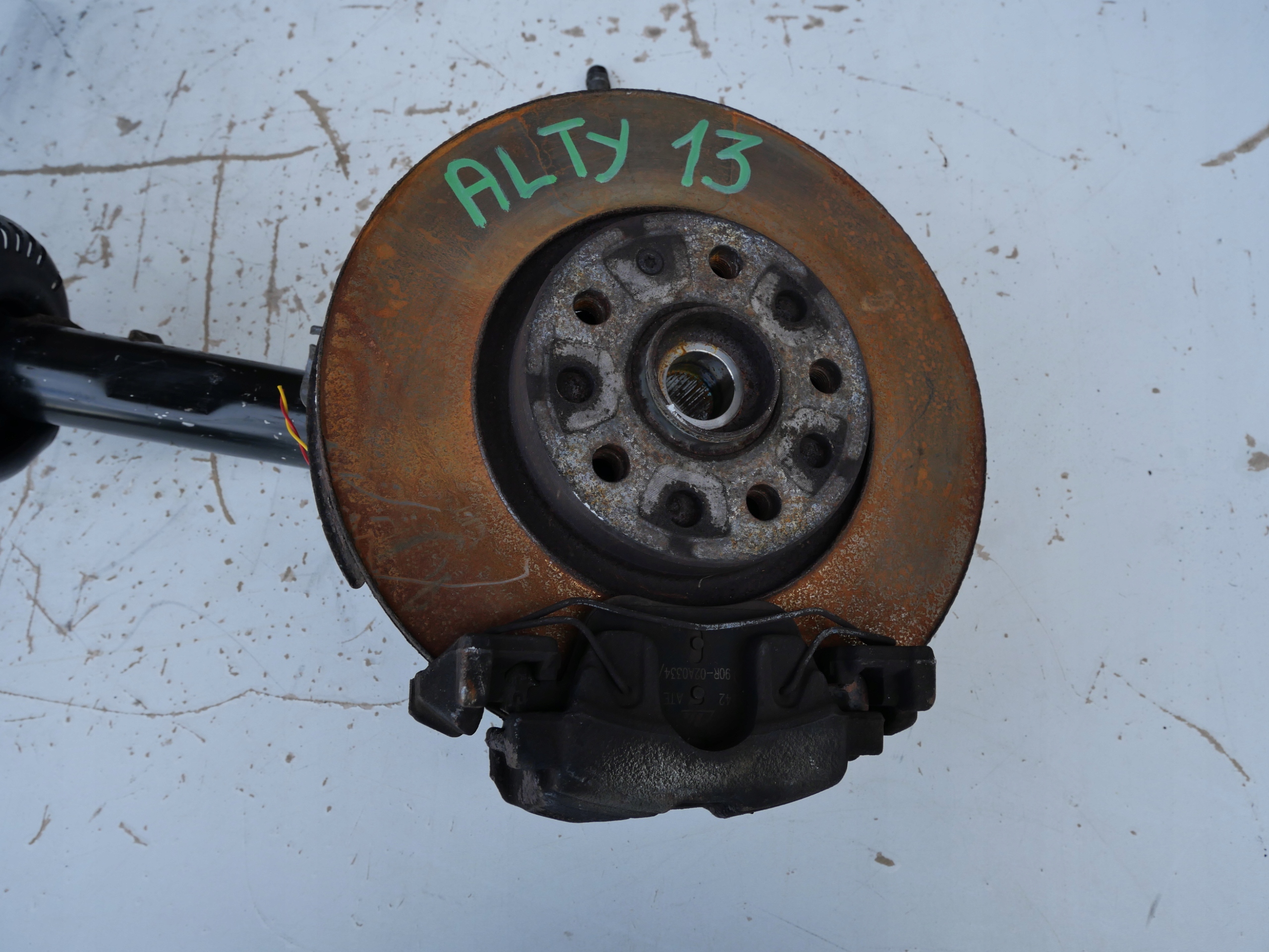 McPherson swing shock absorber VW TIGUAN 5N0412021HE