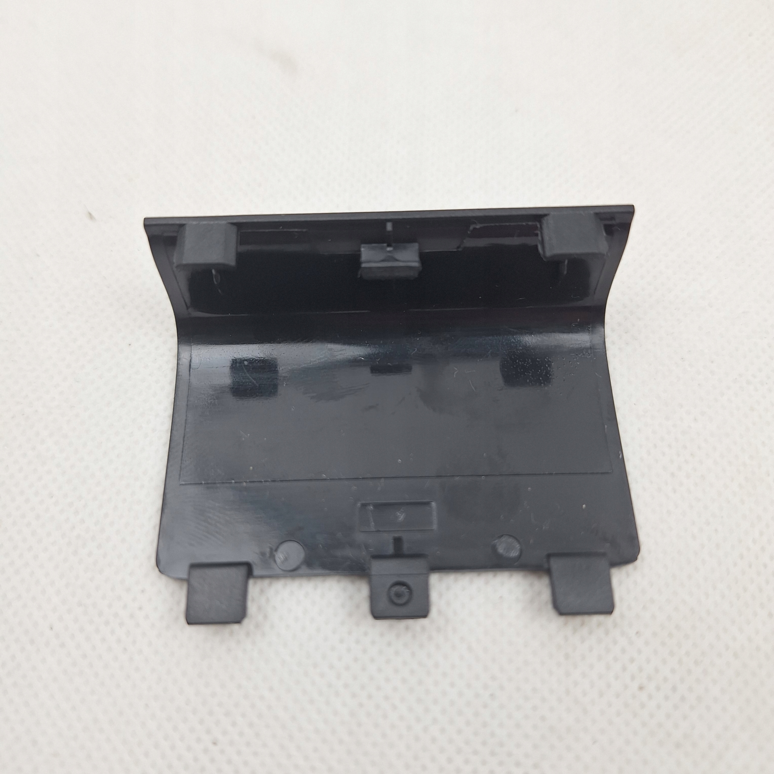 PAD XBOX ONE KLAPKA CZARNA 1537 1709 1697 POKRYWA KOSZYCZEK SOLIDNY EAN (GTIN) 682962396737