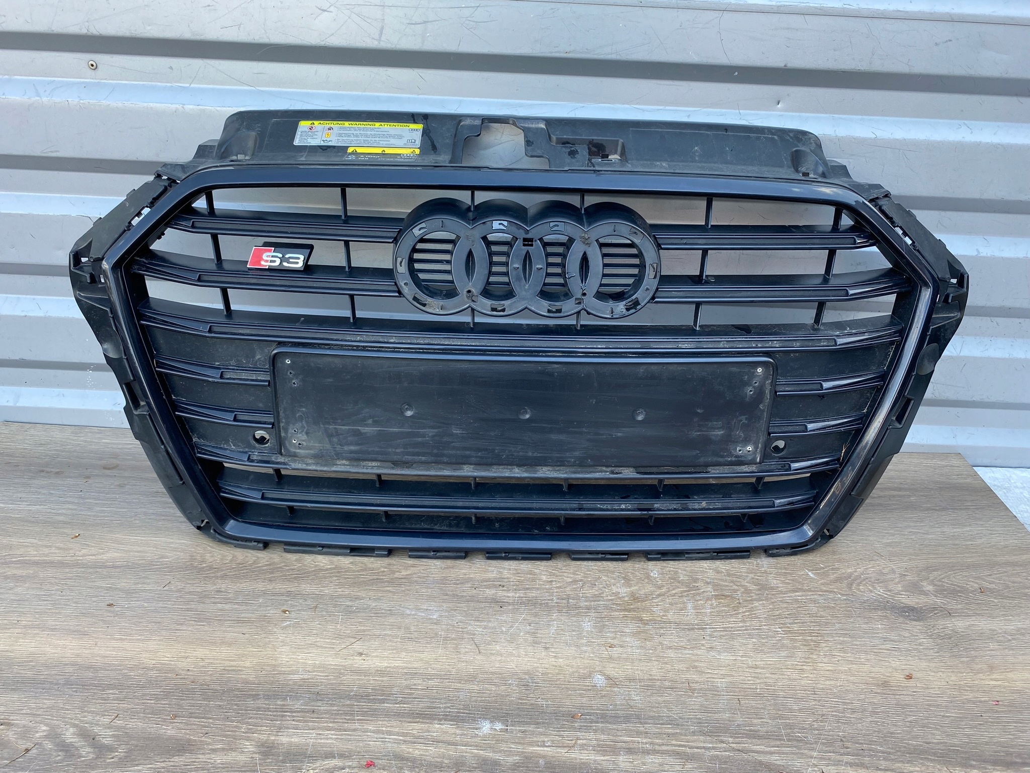 AUDI A3 8V Shadowline lift 8V3853651AC ATRAPA GRILL CZARNY