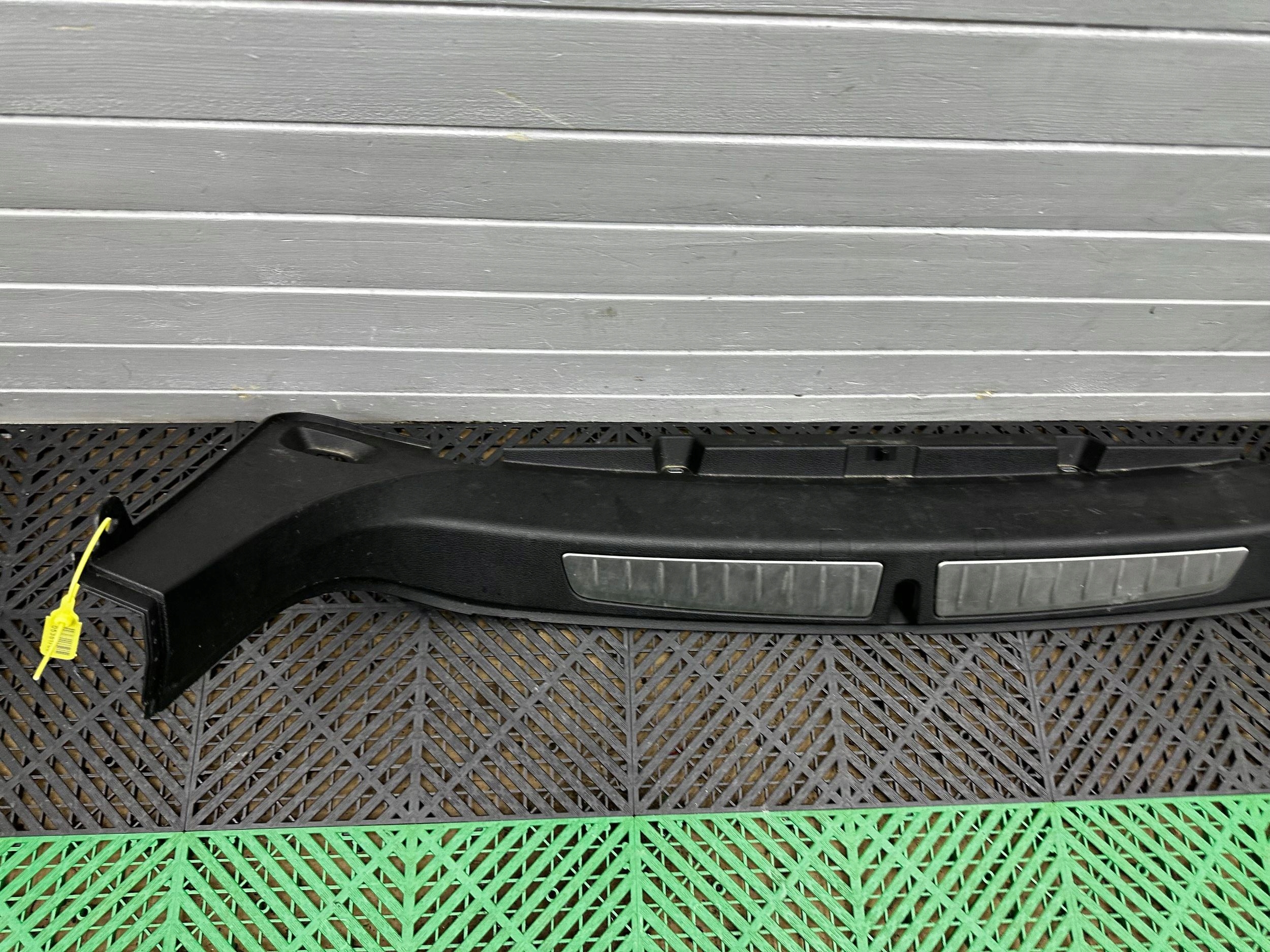 cap of the threshold boot BMW 3 GT F34 7295576