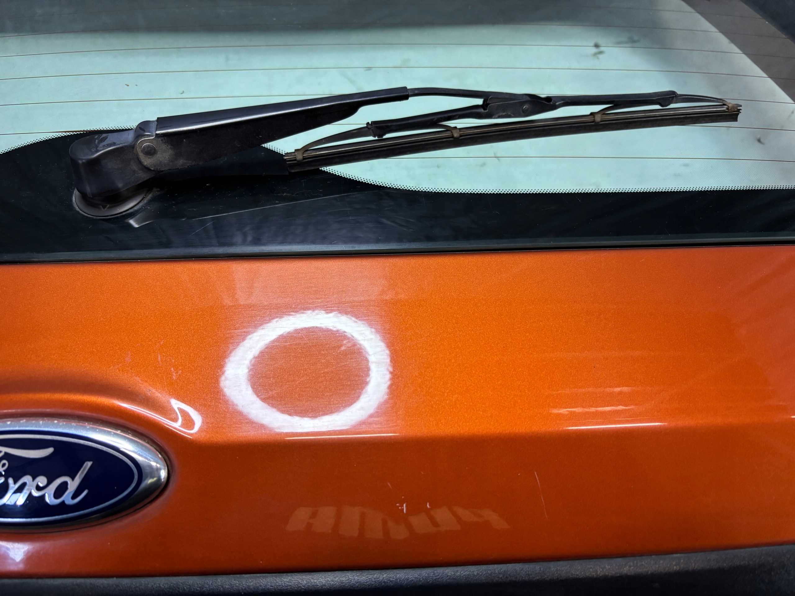trunk door boot Ford Fiesta MK6 HB k: Z3