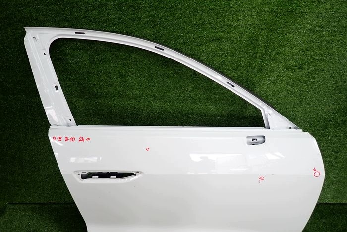 AUDI A5 B10 8B3 25- door right front front