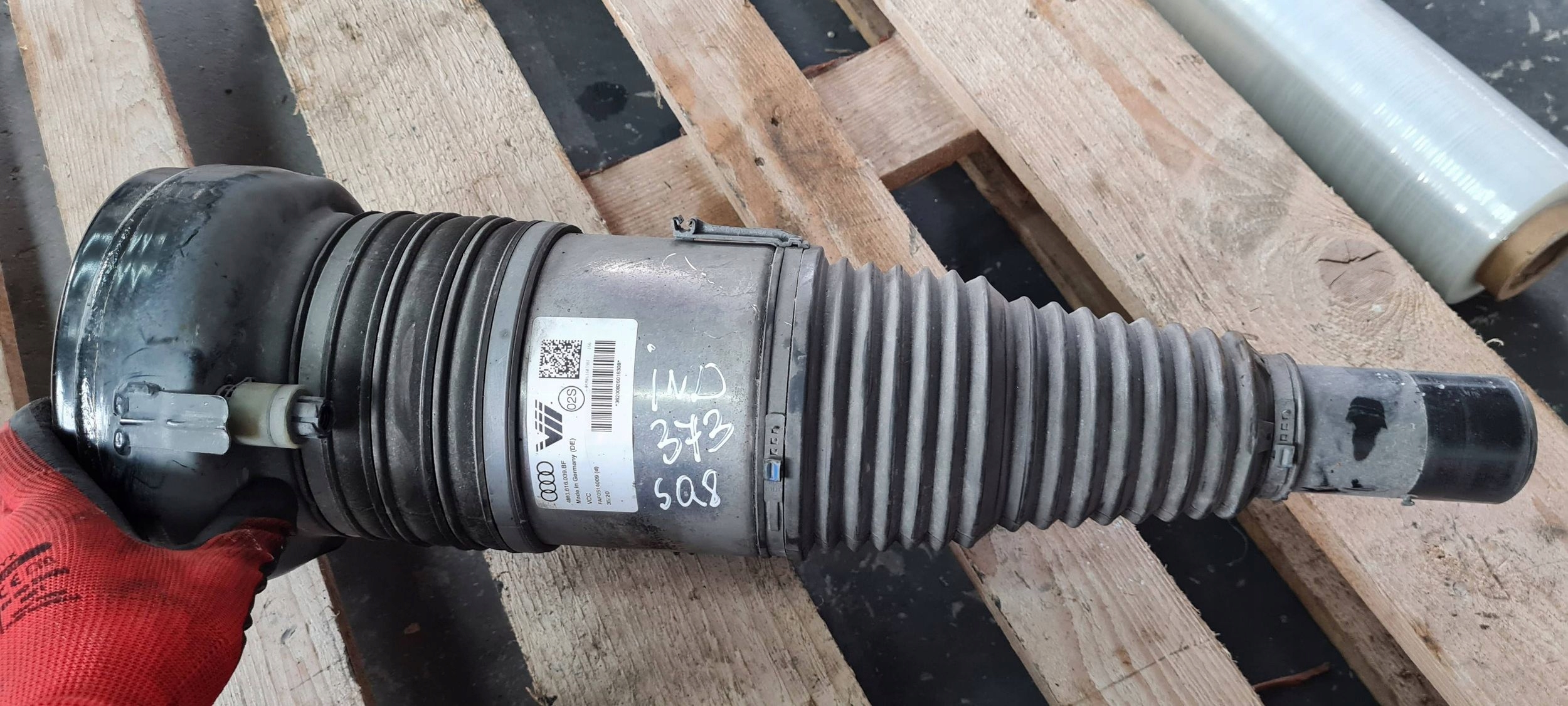 SQ8 4M RSQ8 Q8 shock absorber front left right 4M0616039BF SQ7 4M Q7