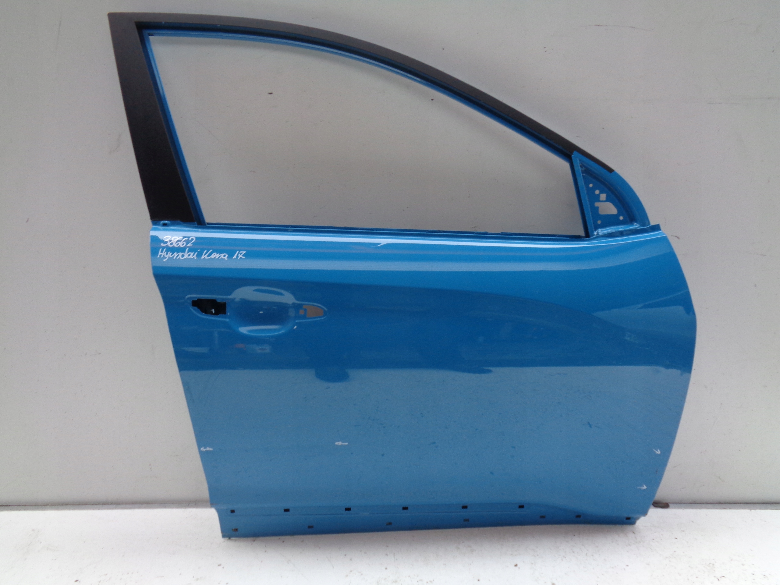 DRZWI PRAWE PRZEDNIE HYUNDAI KONA 17- NR 38662