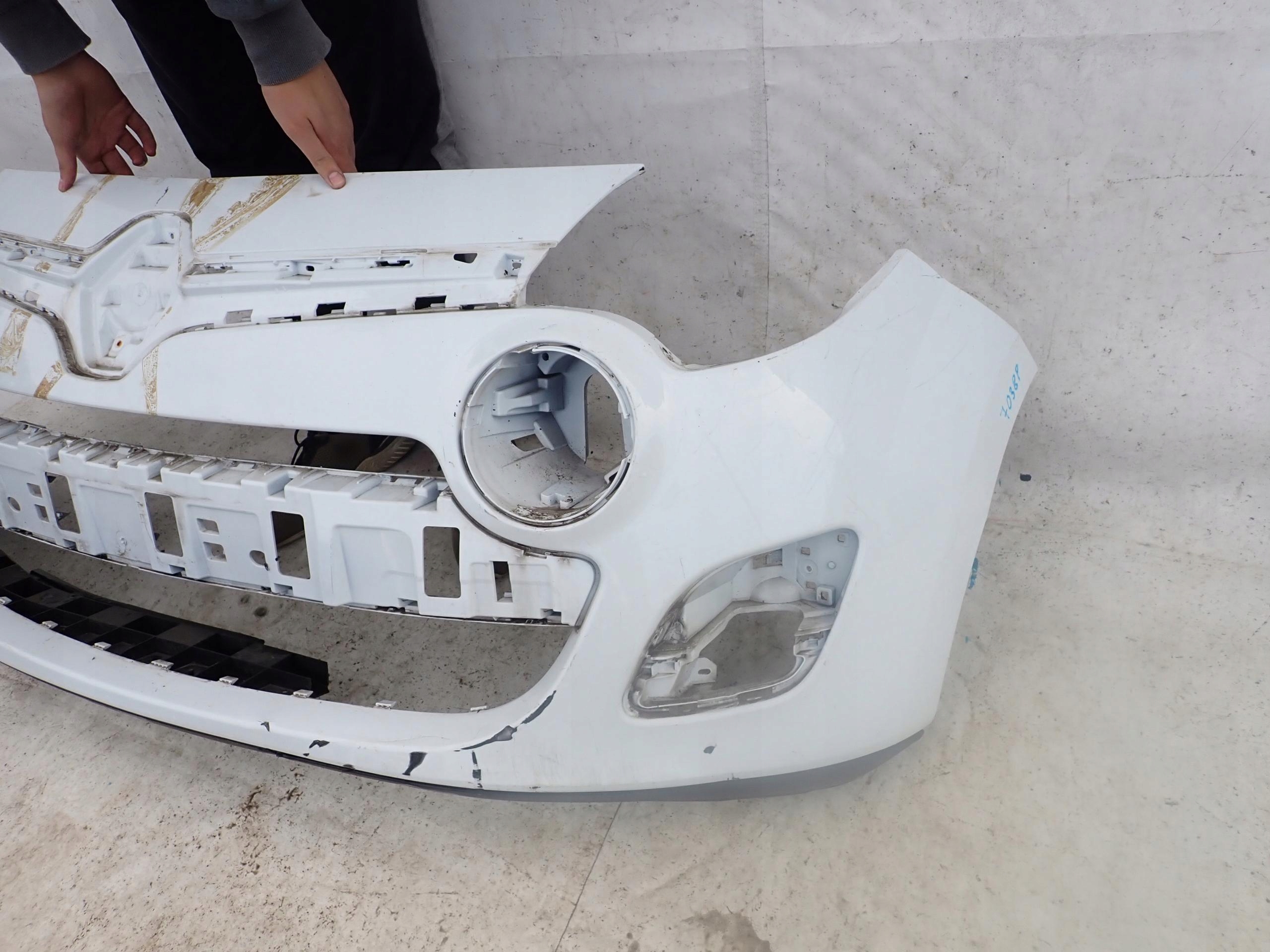 RENAULT TWINGO II LIFT 11-14 bumper front front