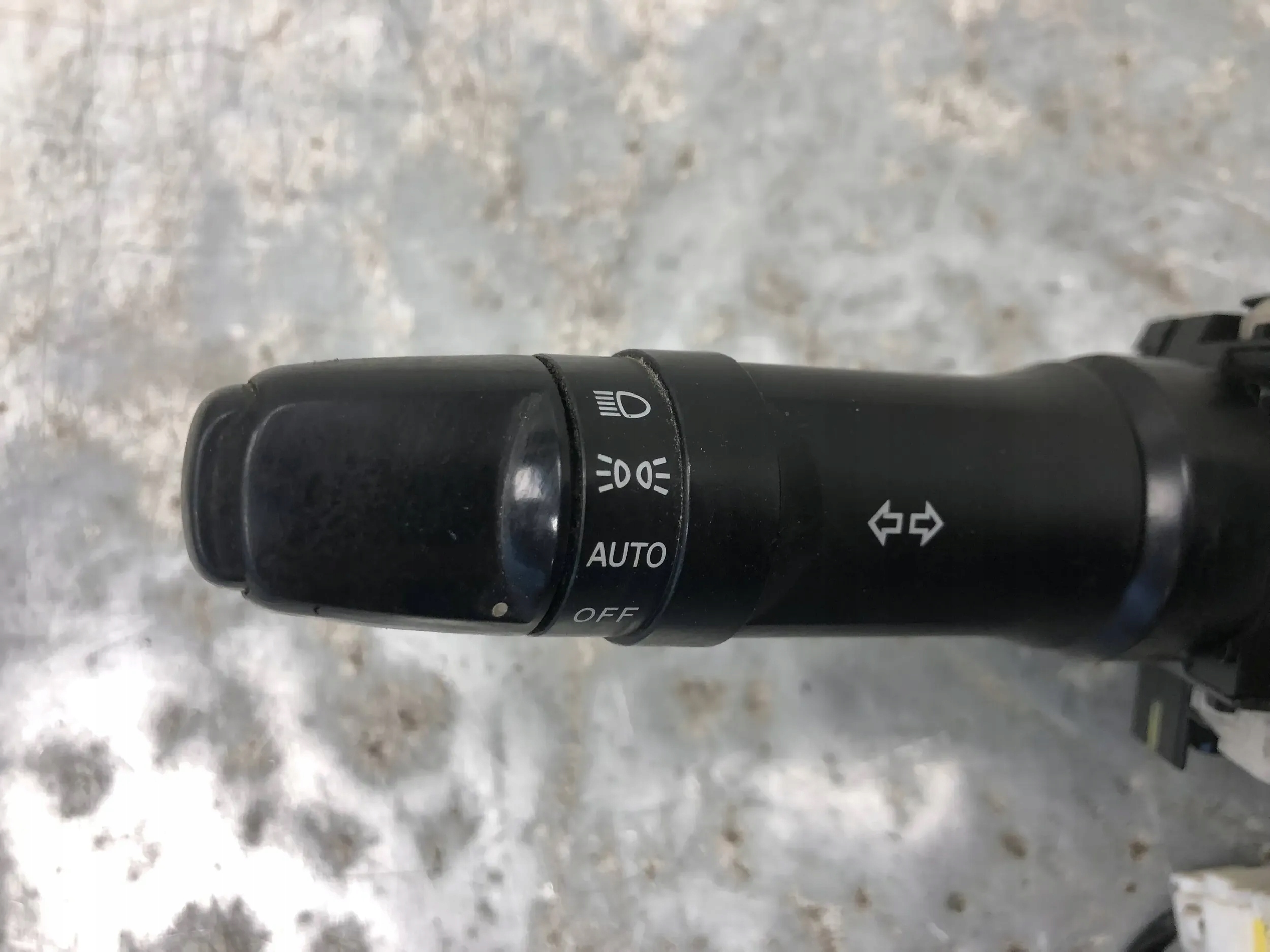 DEVIO LUCI TERGICRISTALLO TERGI MITSUBISHI PAJERO IV 8600A312