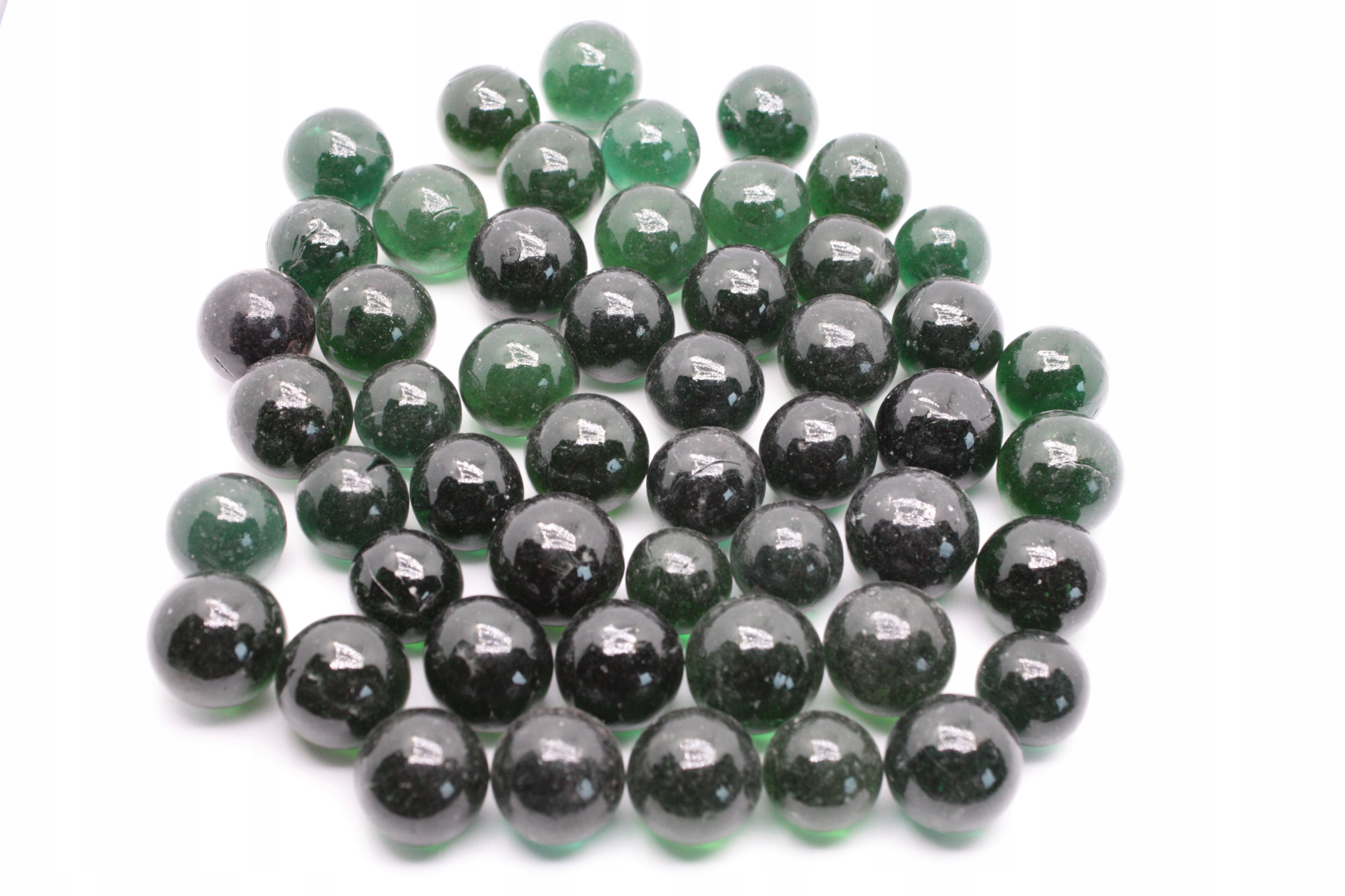 Černé skleněné oblázky smaragdové kuličky zahrady černé sklo 24 kg