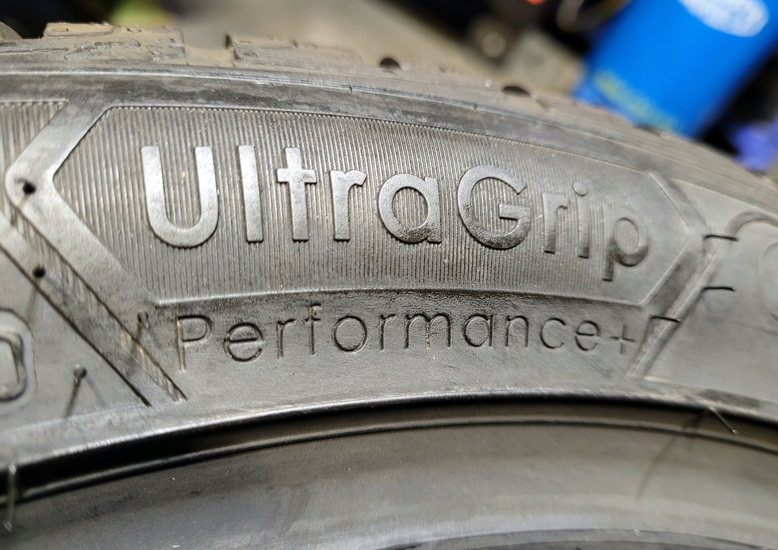 1x Goodyear UltraGrip Performance+ 205/50R17 93H Z384A Model Ultra Grip Performance +