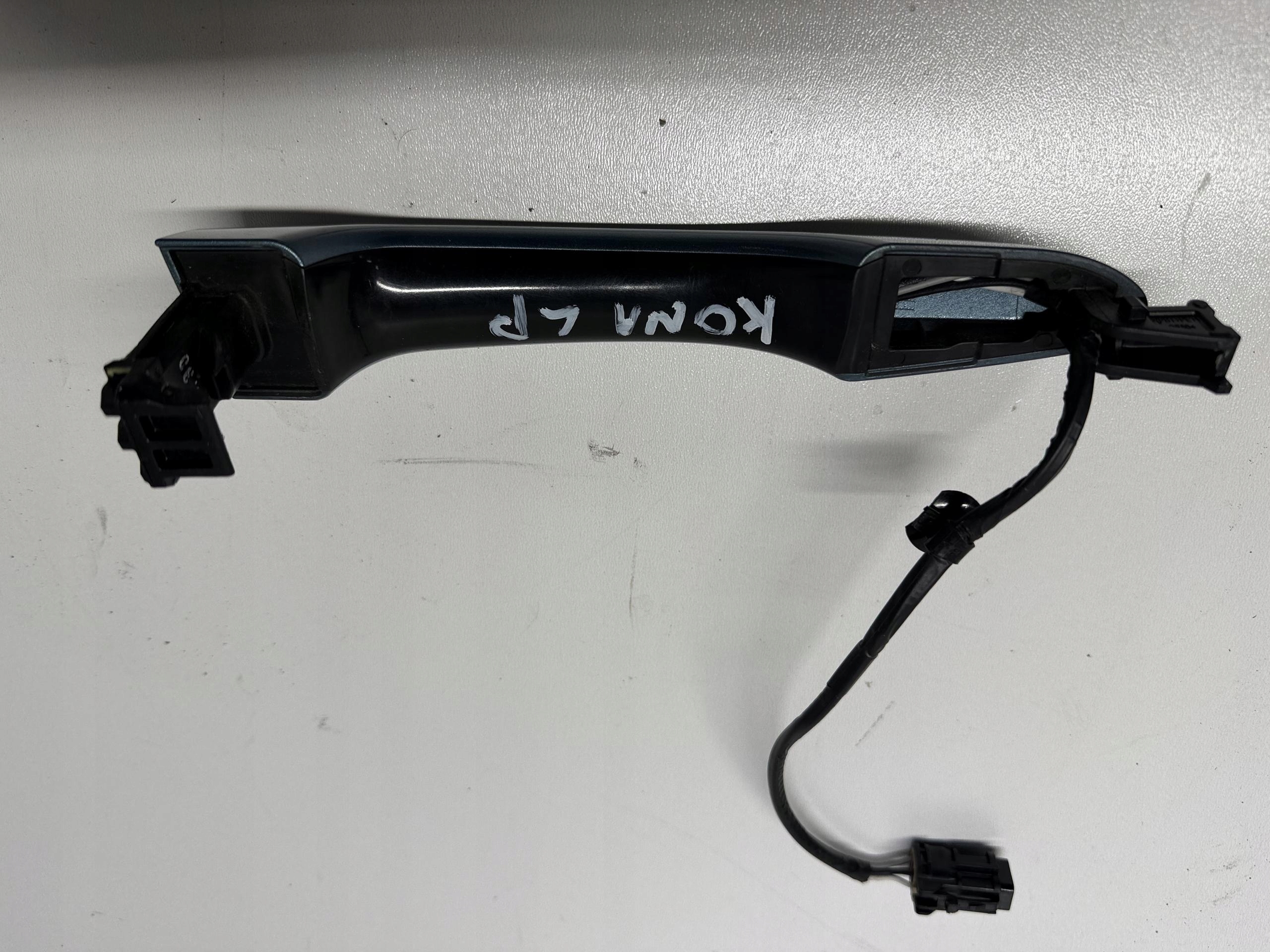 handle door left front KYLESS GO HYUNDAI KONA SU8 2018