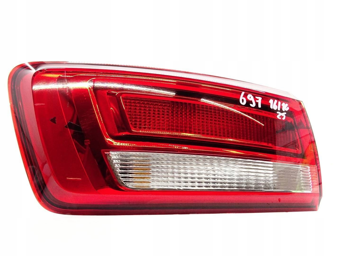 light left rear part left rear AUDI A3 8V LIFT sedan 16- 8V5945069