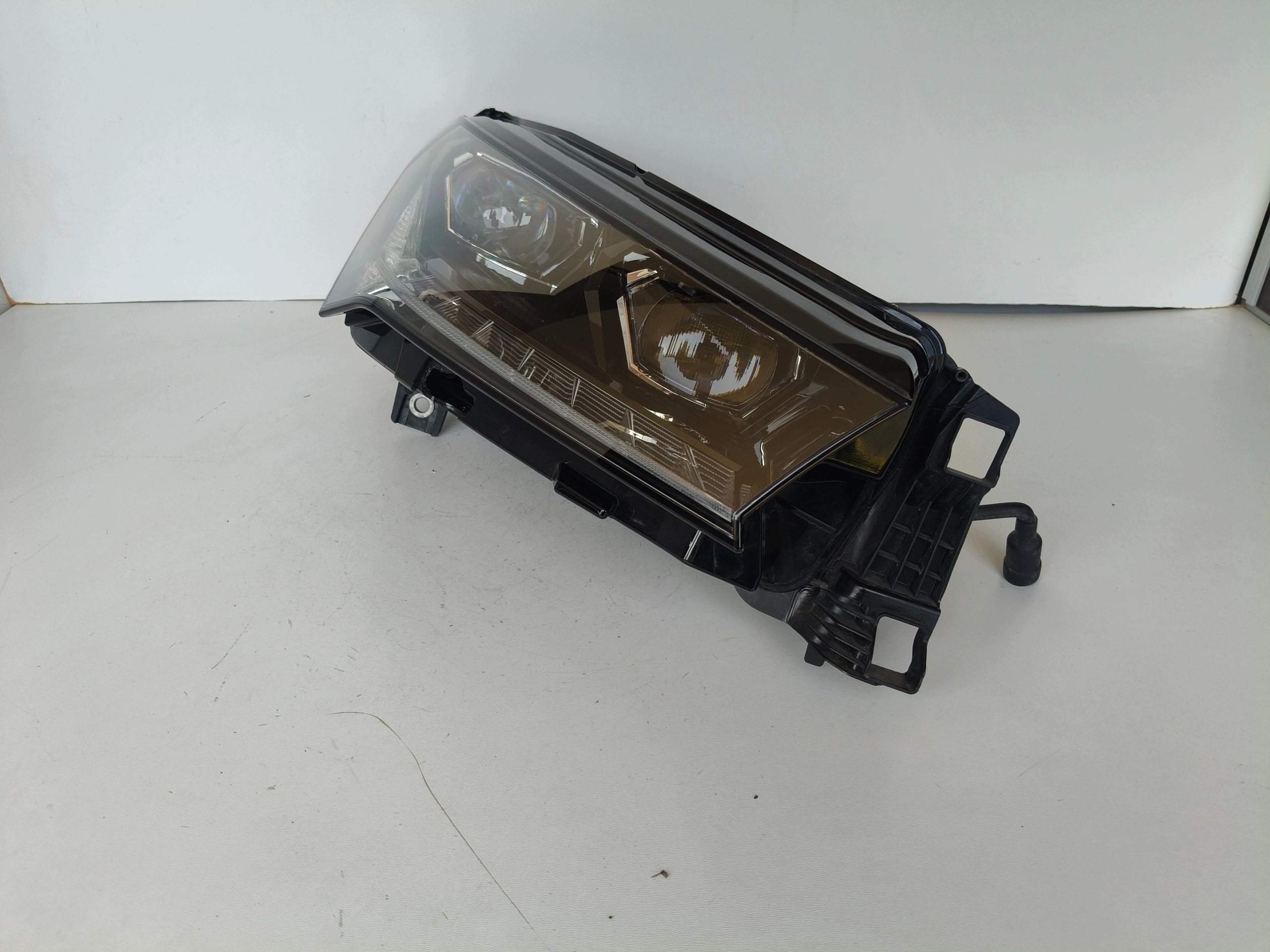 Licht rechts REFLEKTOR SKODA ENYAQ 5LA 21- FULL LED