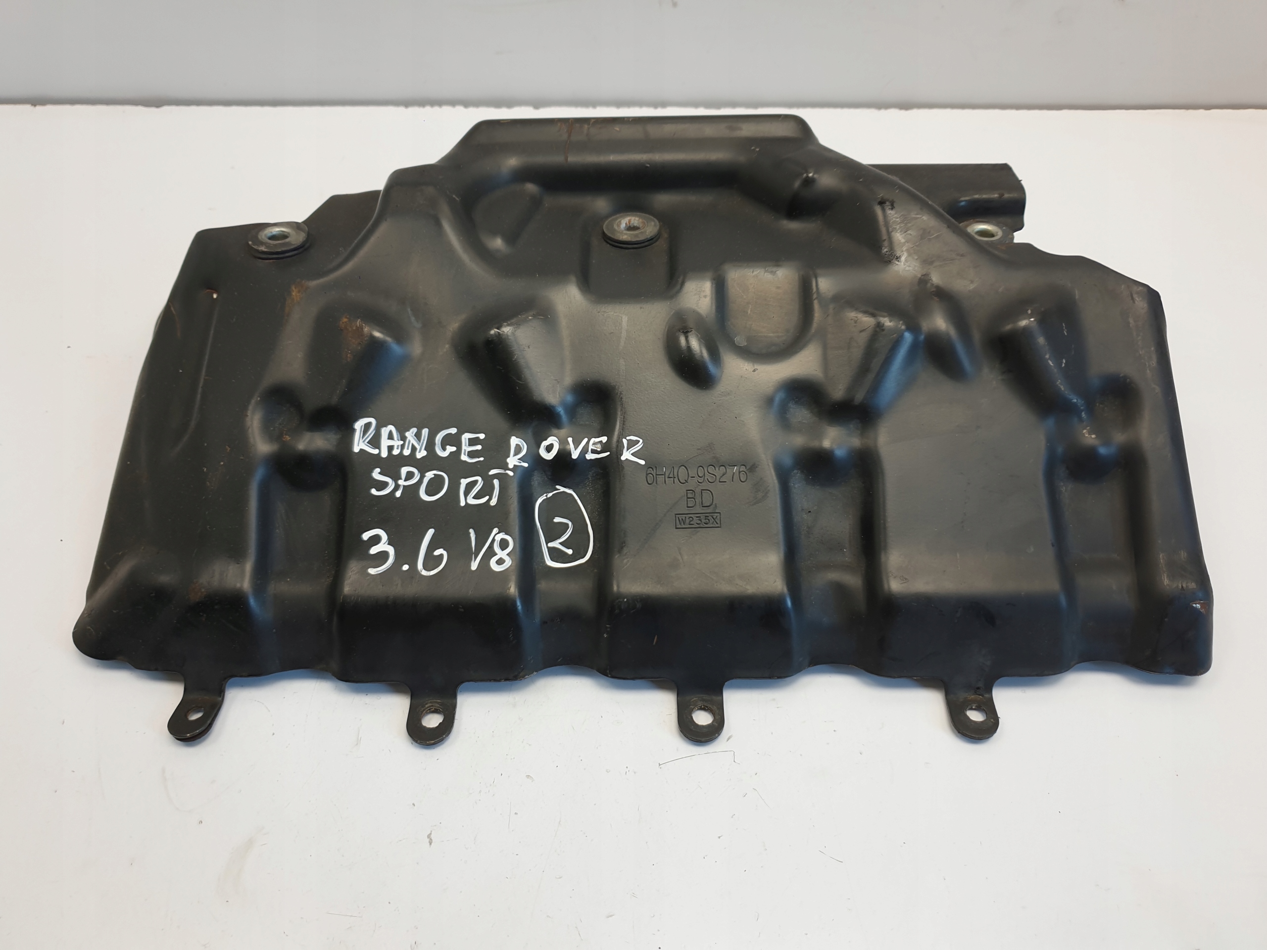 6H4Q-9S276-BD - Range Rover Sport 3.6 V8 корпус двигателя крышка