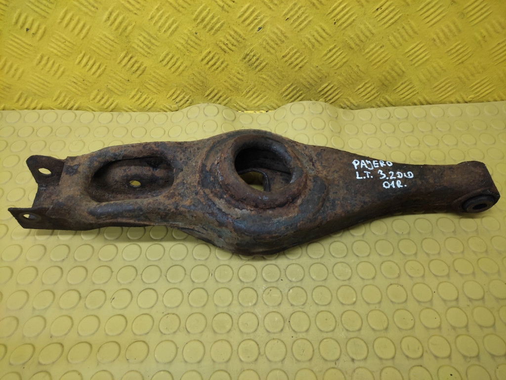 MITSUBISHI PAJERO 3 3.2 DID Querlenker links heck