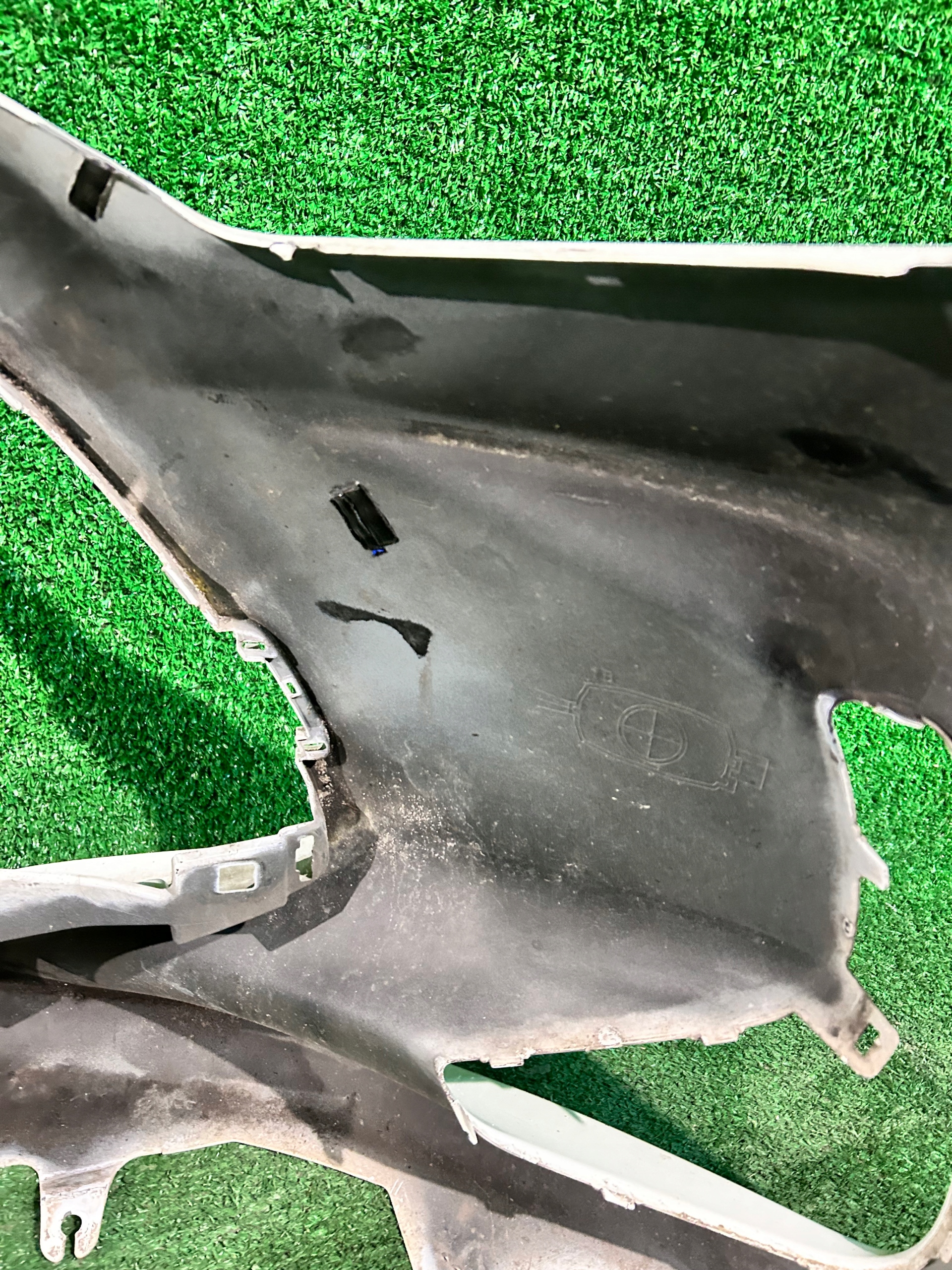 front bumper front TOYOTA YARIS IV without PDC