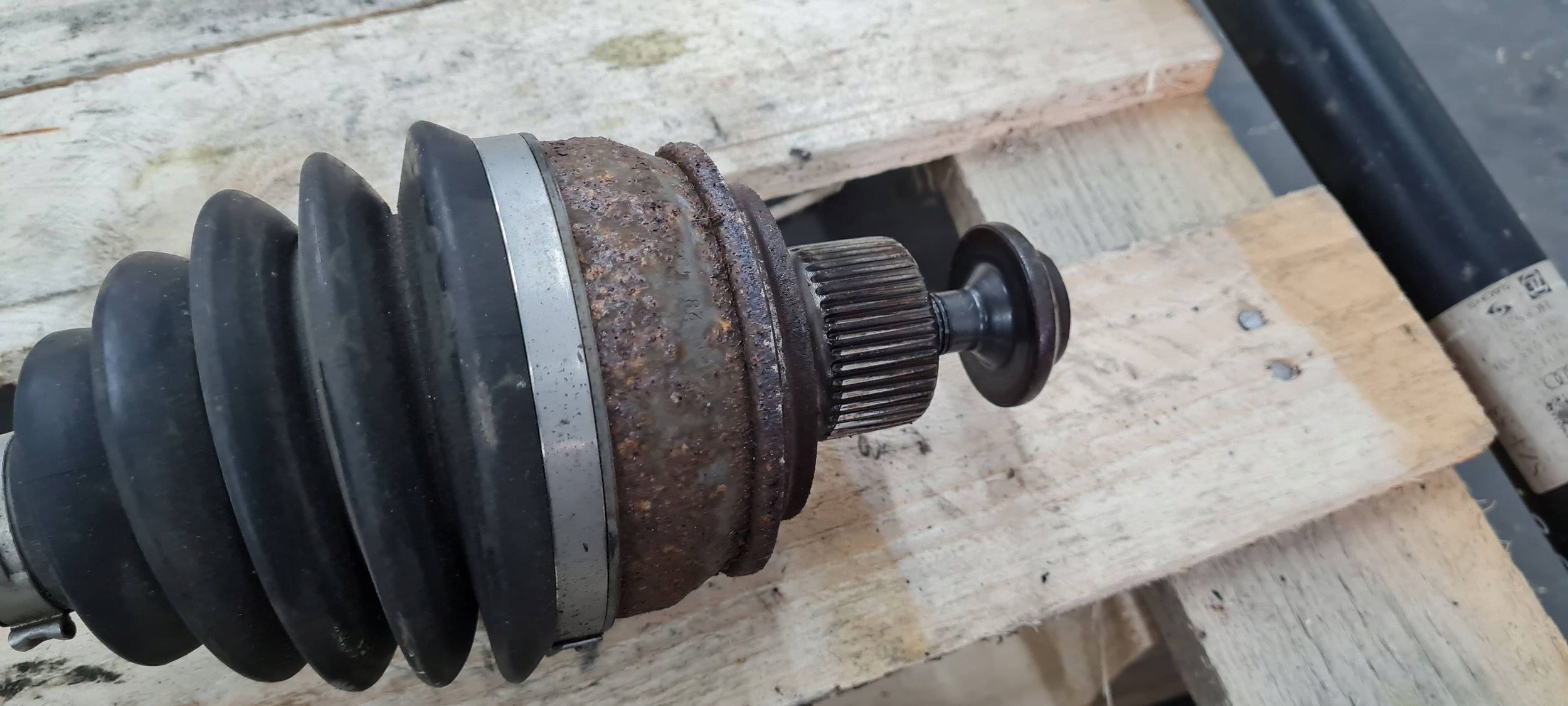A6 C8 4K semi-axis semi-axis left right 2.0 TFSI HYBRYDA 4K0407271G A7 4K