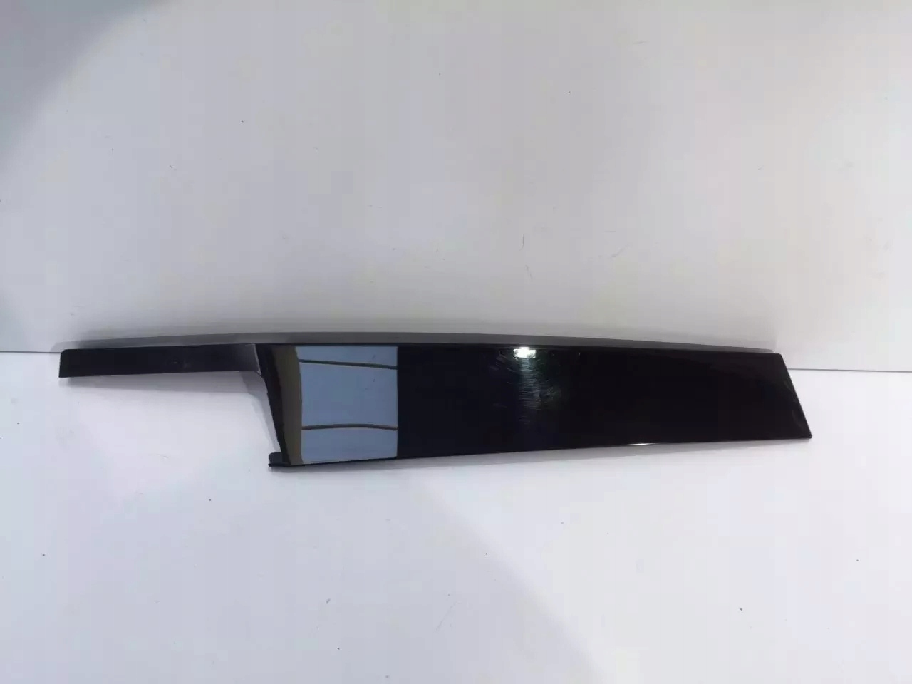 AUDI Q2 81A 2019 LISTWA NAKLADKA DRZWI PRZOD LEWA