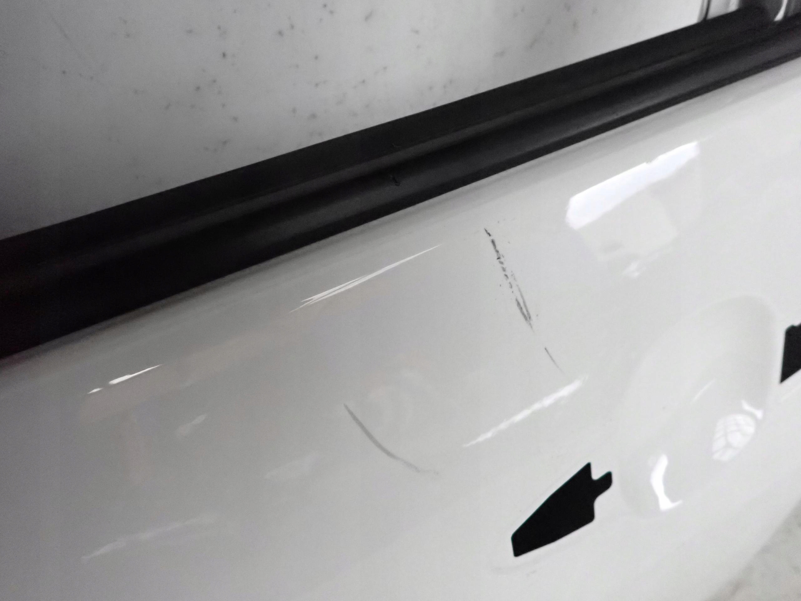 TOYOTA YARIS IV dveře levé předek přední