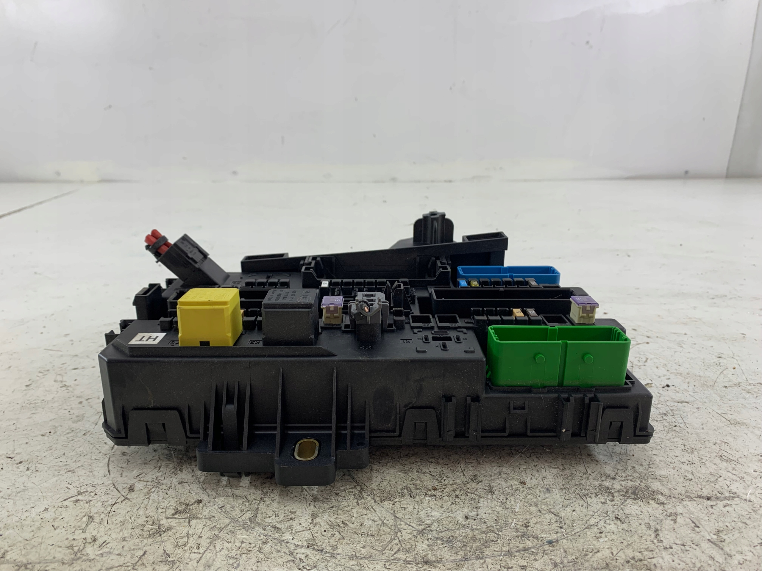 OPEL ASTRA III H Module fusibles 13115937