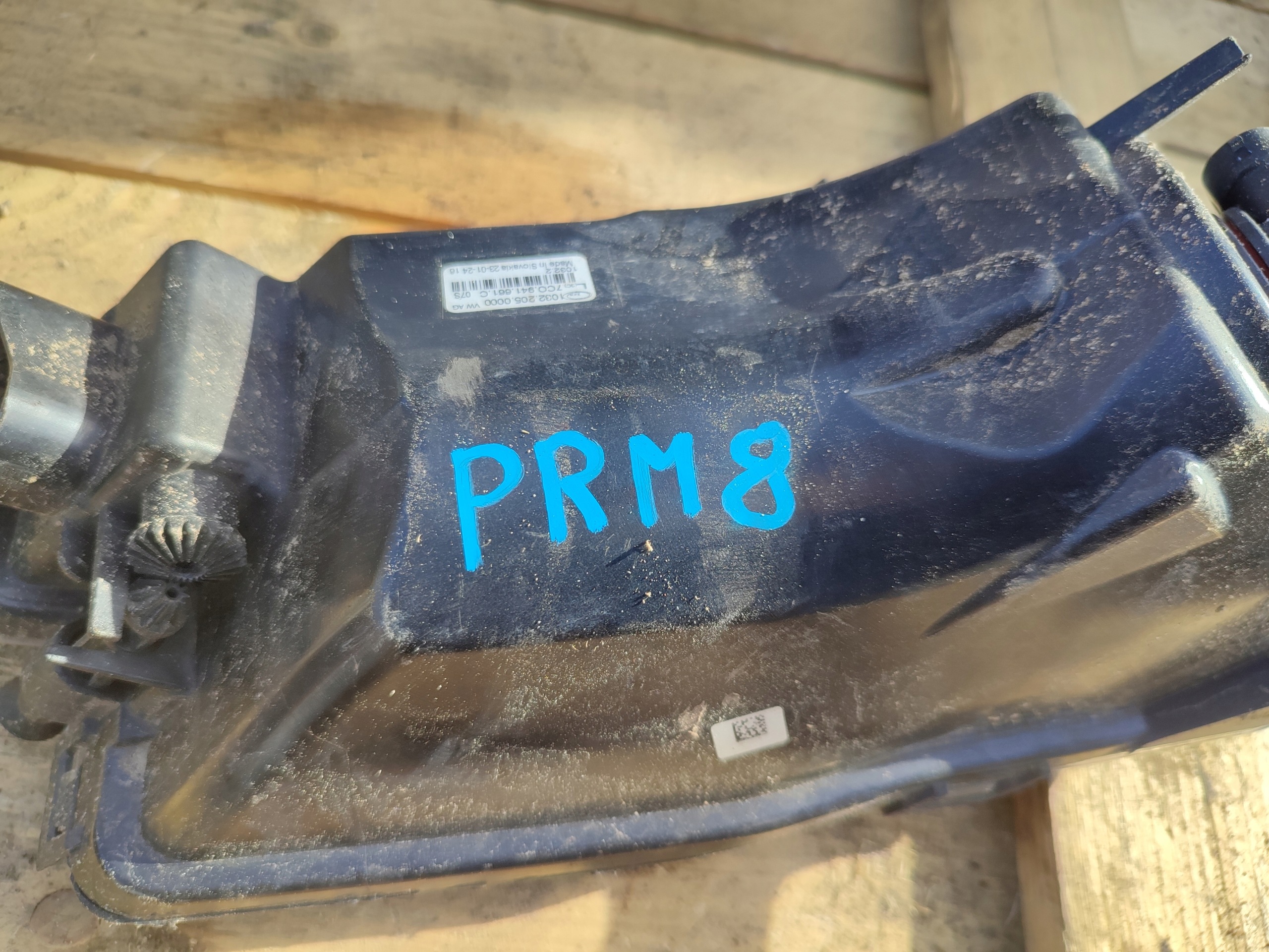 Nebelscheinwerfer links VOLKSWAGEN Crafter II 7C0941661A