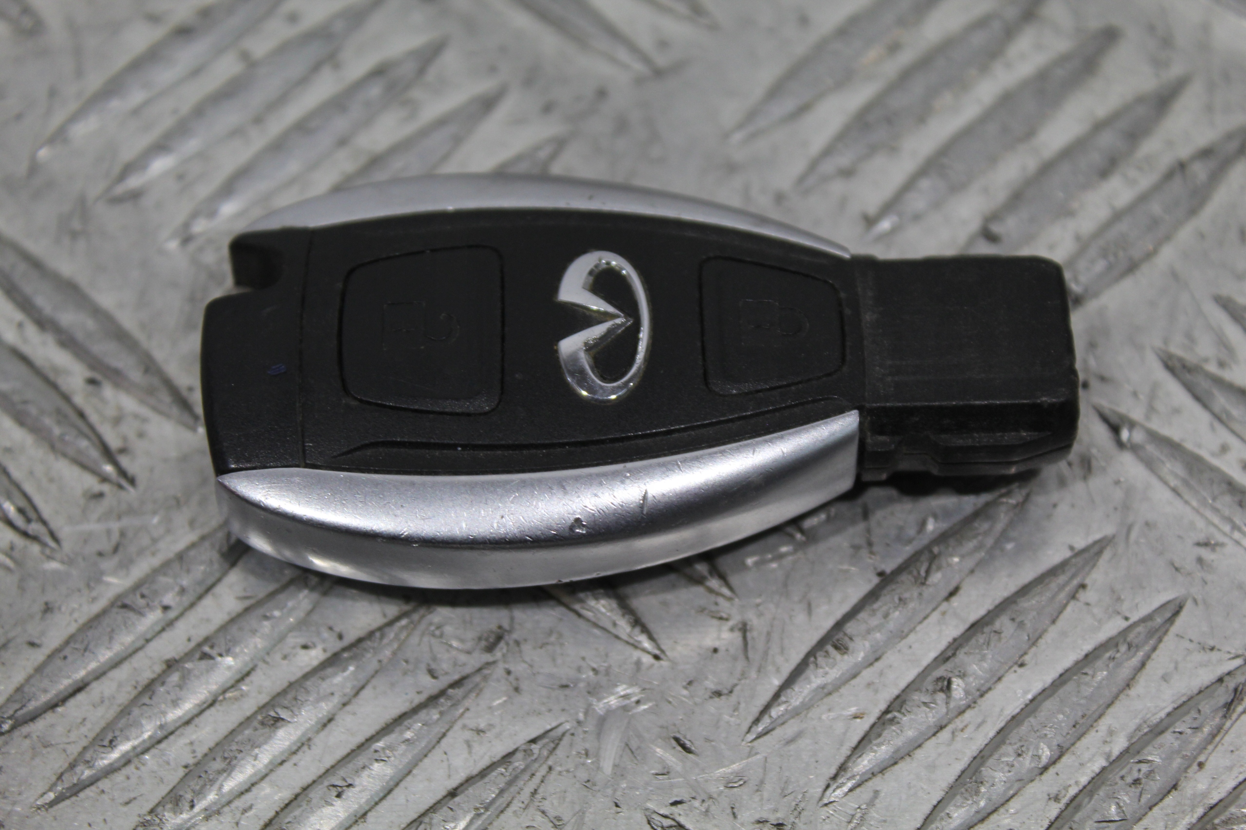 Clé Allumage Insert de la serrure INFINITI Q30