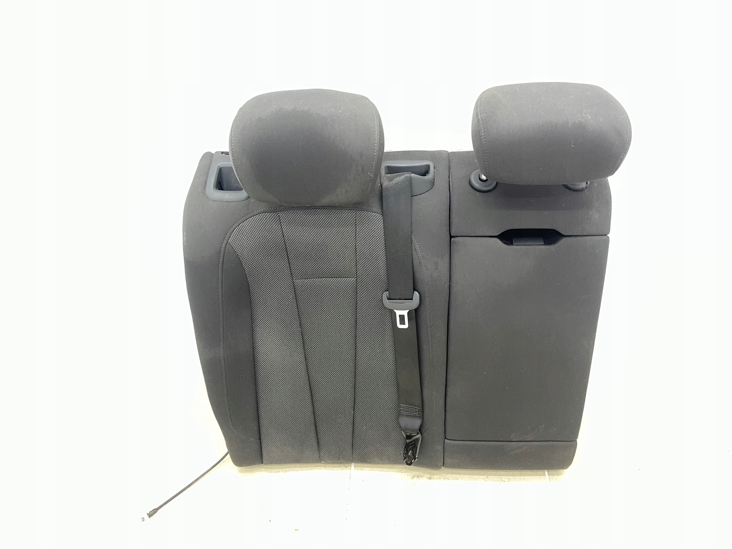 AUDI A4 B9 KOMBI arm rests OPARCIE KANAPY right side EUROPA