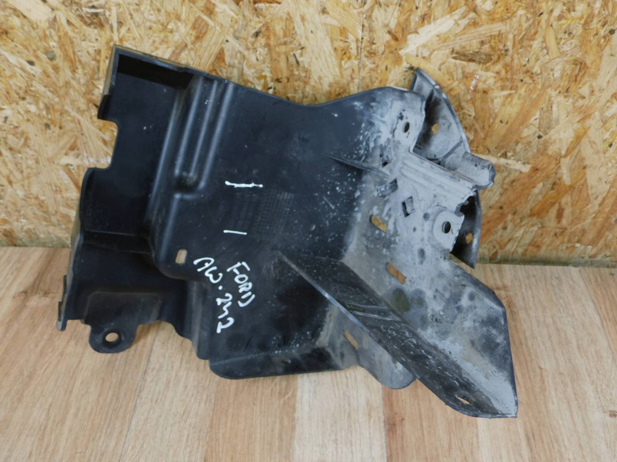 Ford Puma II MK2 holder bumper bracket left rear part rear bracket