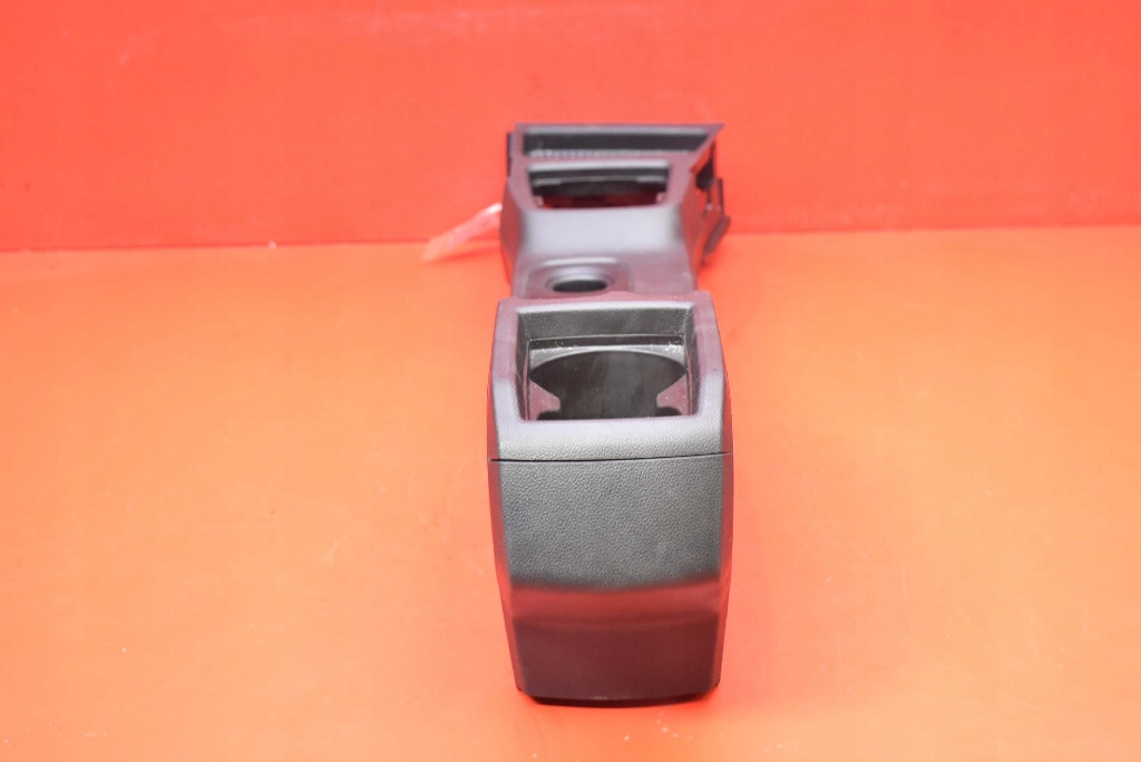 TUNEL mitte 969106797R DACIA DUSTER 2 II 17-21