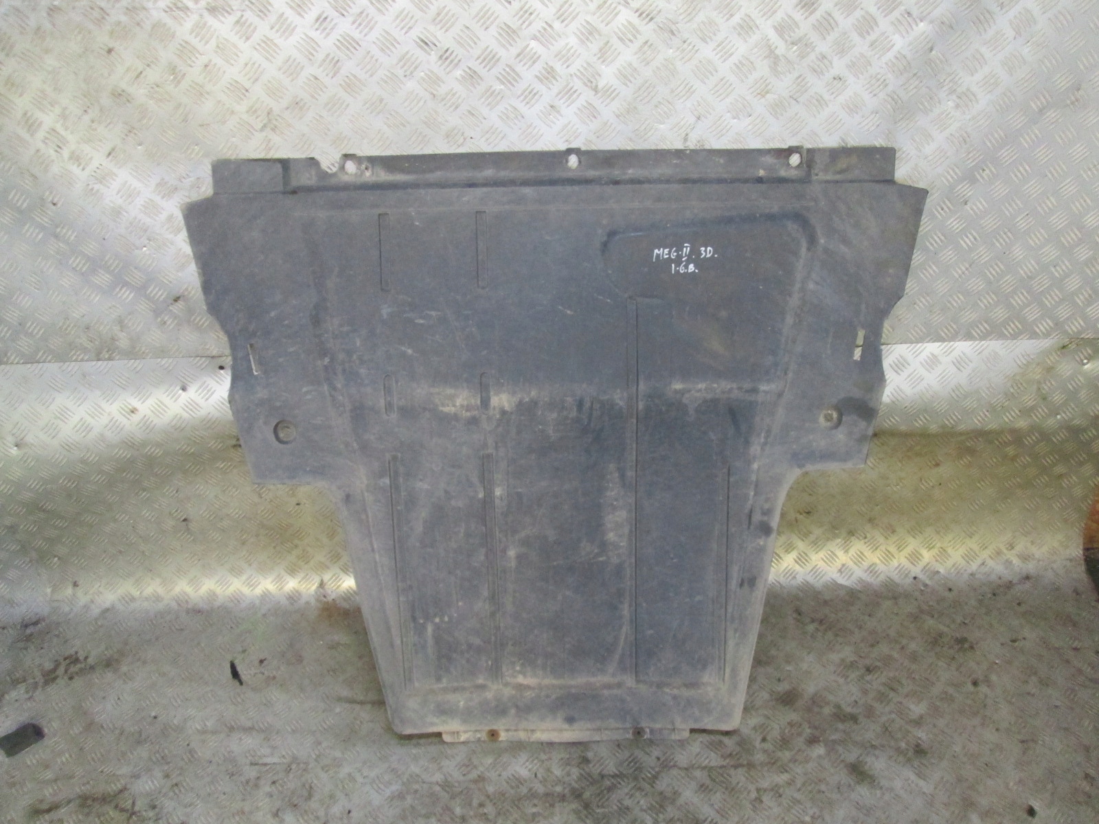 OSŁONA PŁYTA POD SILNIK RENAULT MEGANE II 02-08