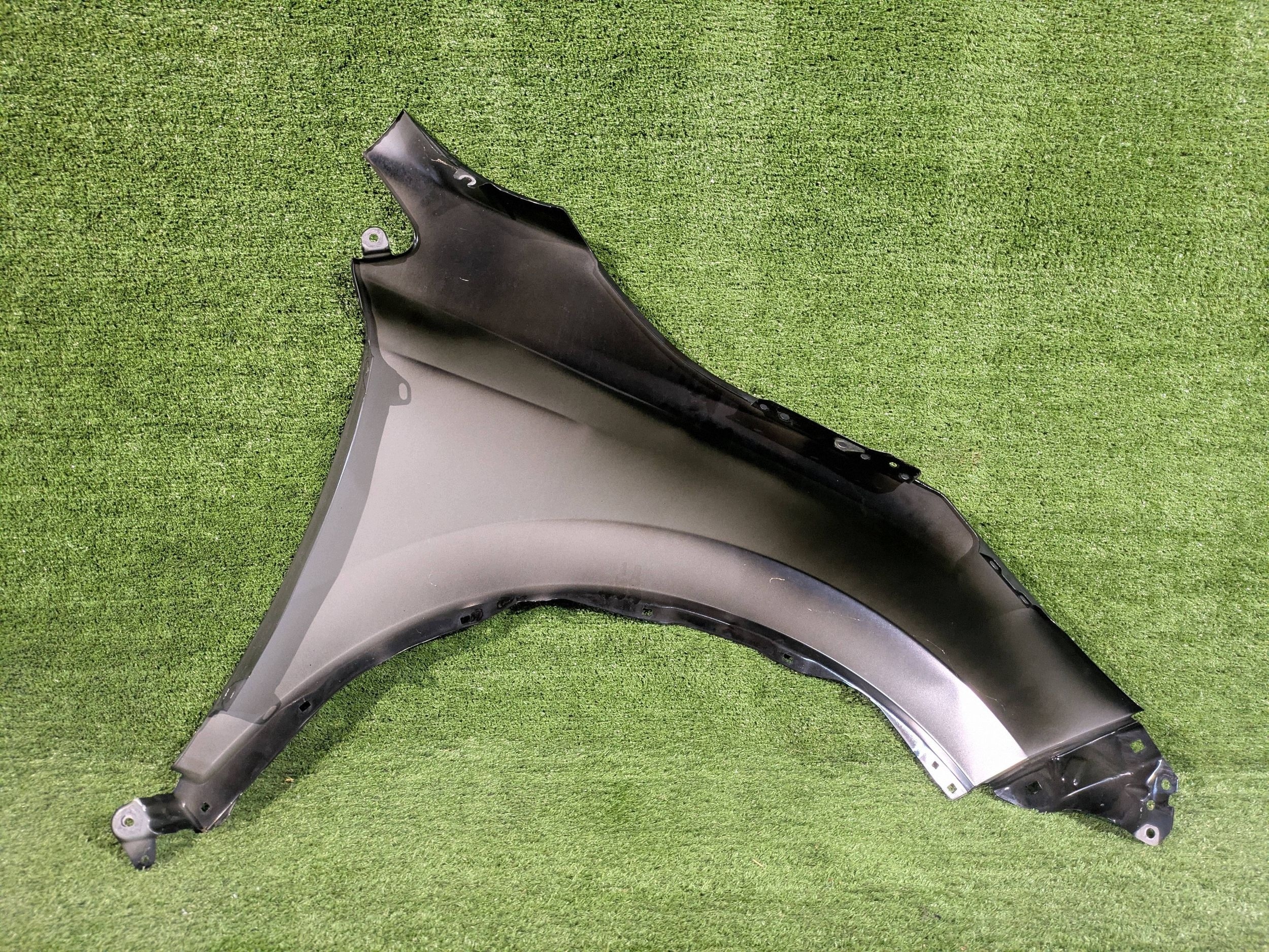 fender front left HONDA CR-V CRV V 18- NR.B760