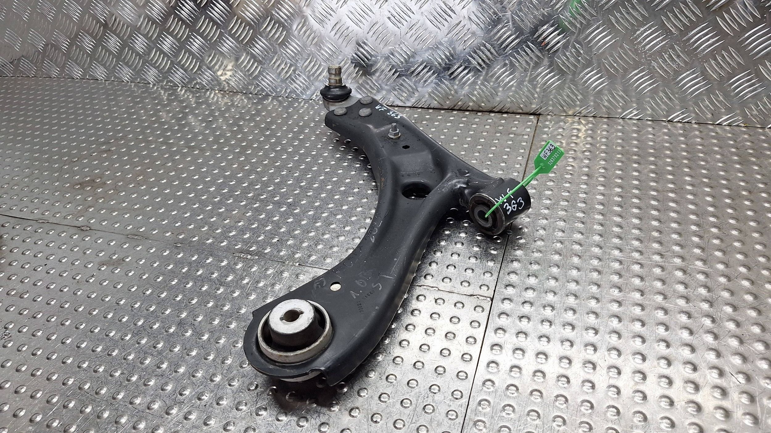 arm left front JX61-3A424-AEB FORD FOCUS MK4