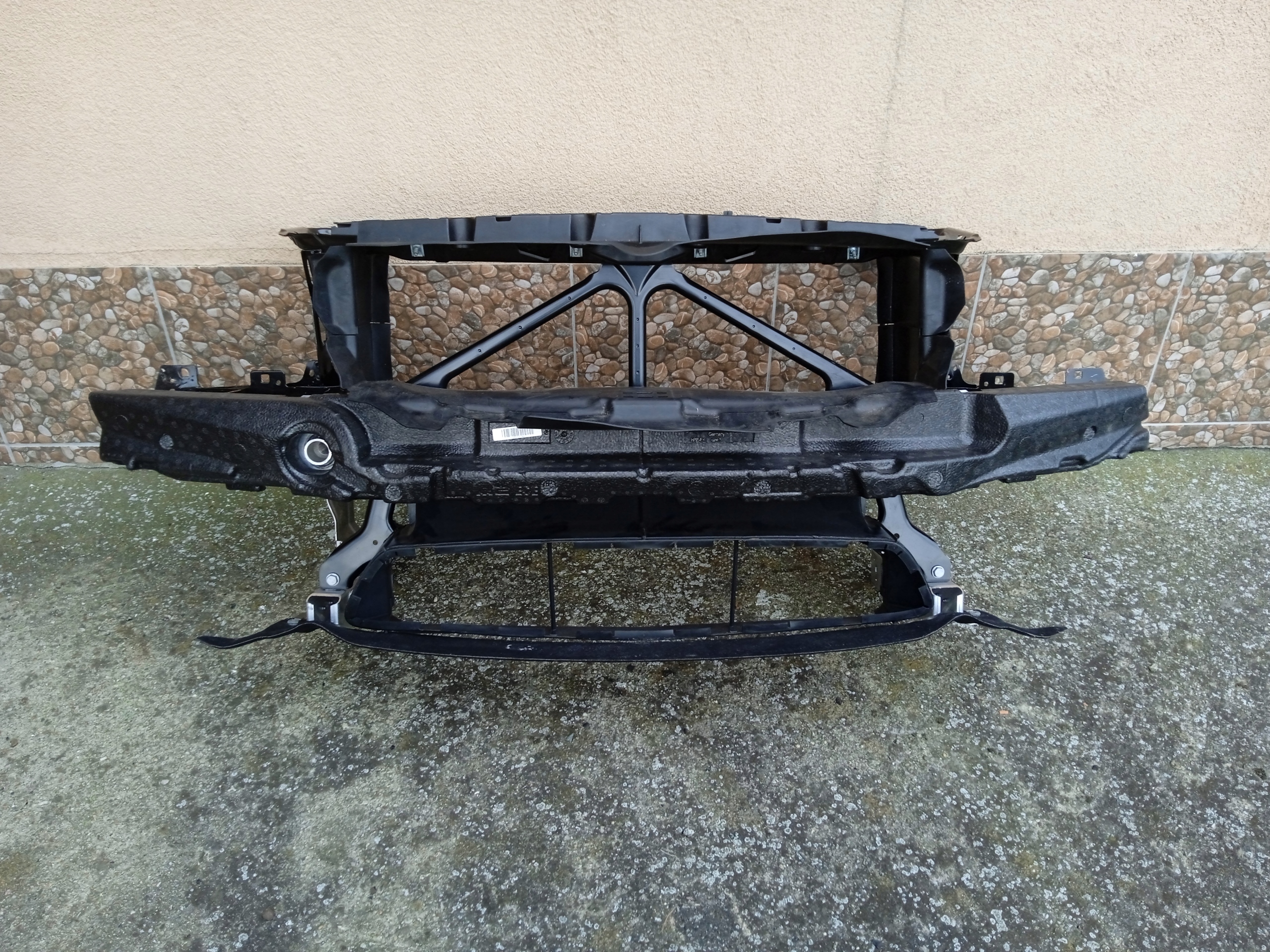 BMW M2 F87 MPOWER PAS PRZEDNI WZMOCNIENIE CZOŁOWE