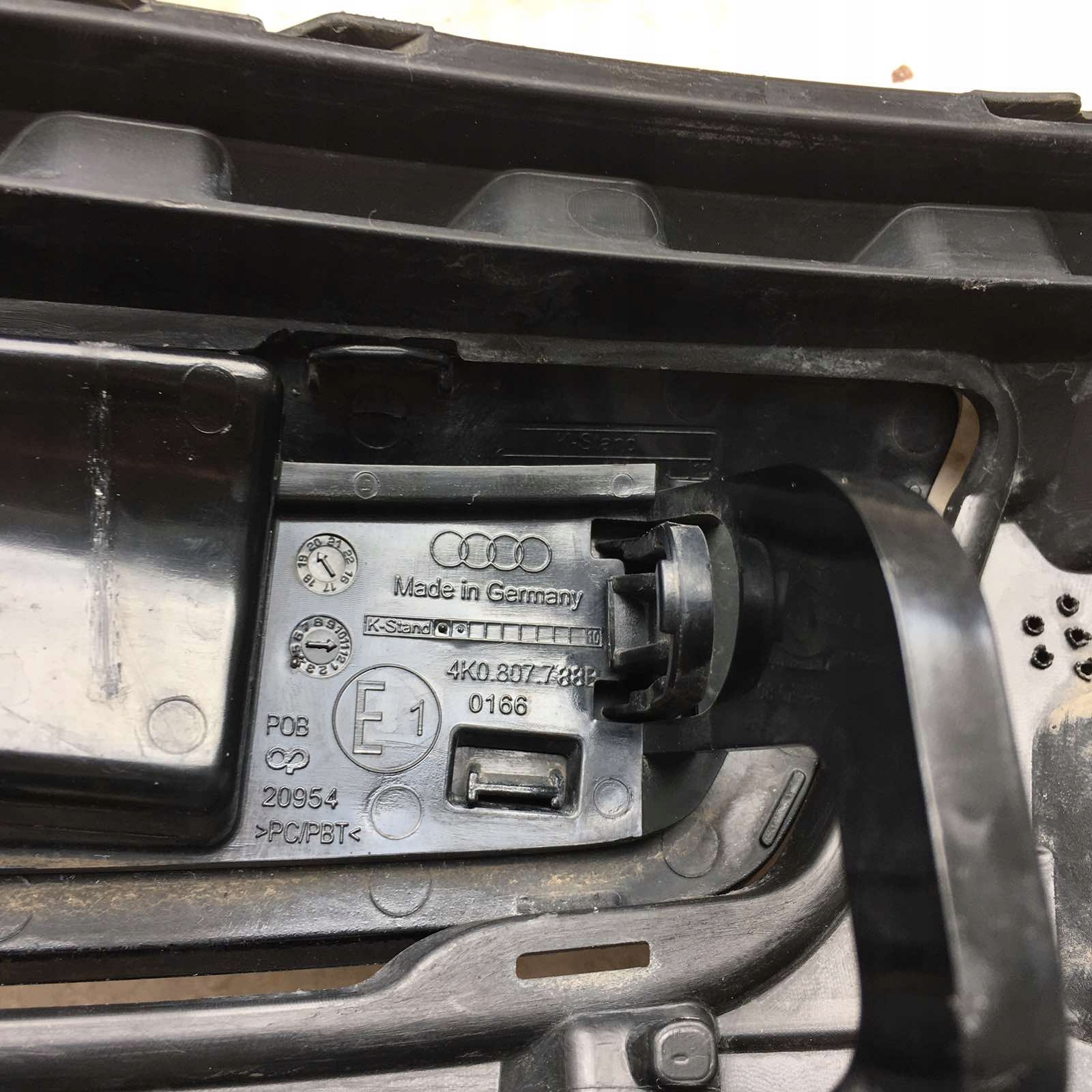 AUDI A6 C8 2018- Copri LAVAFARO Destro 4K0807788B