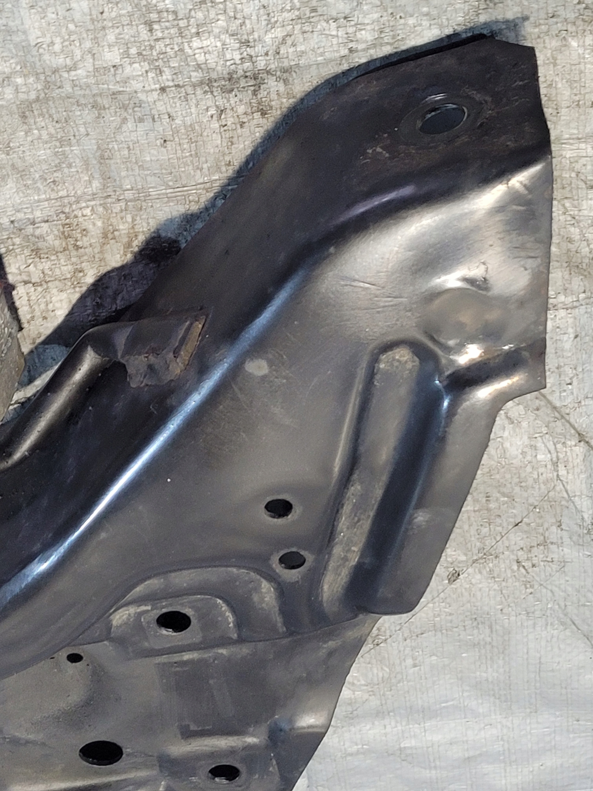 axle beam subframe TRAWERS front VOLKSWAGEN FOX 1.2B 05r.